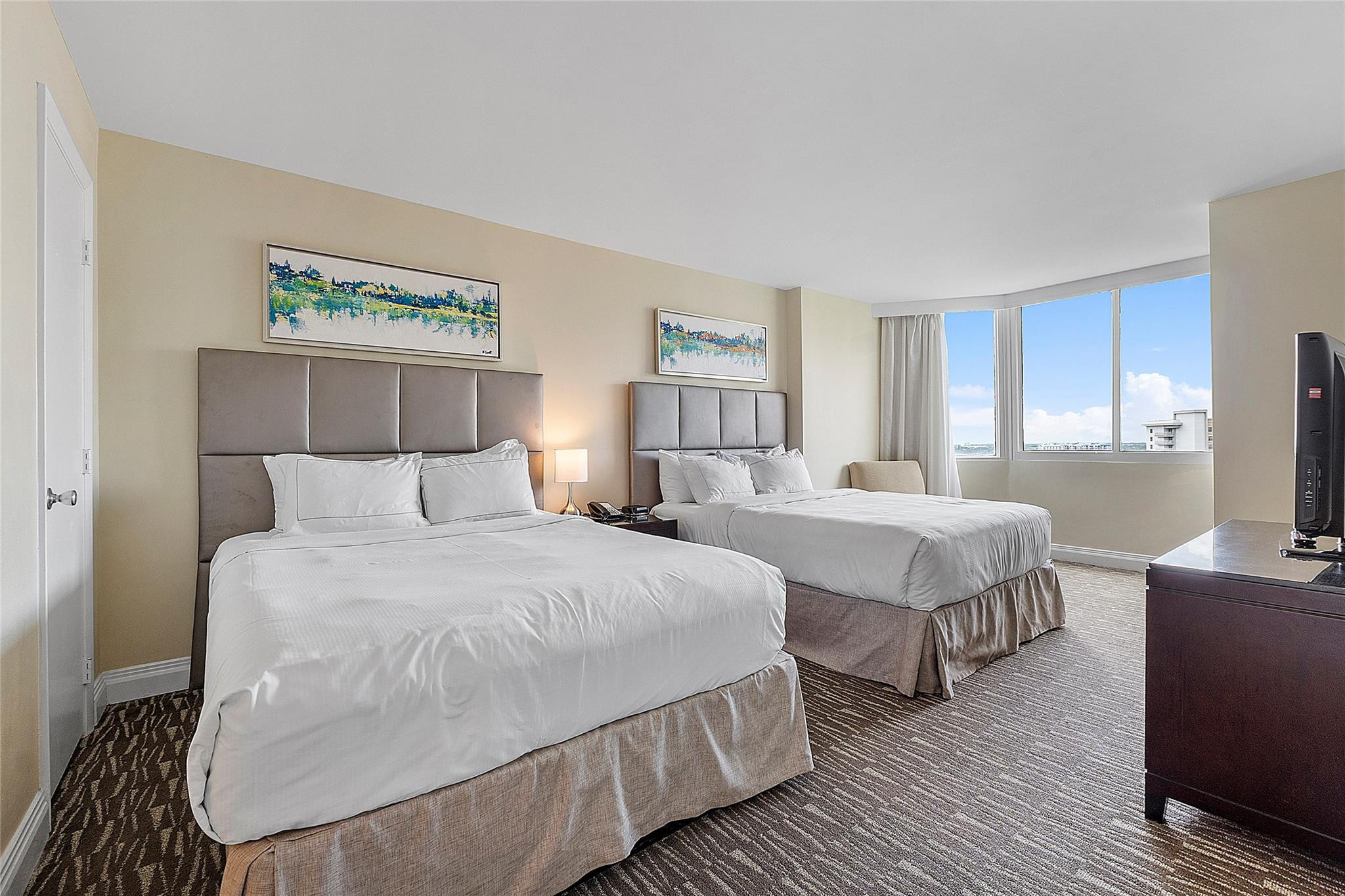 2670 E Sunrise Boulevard 1115