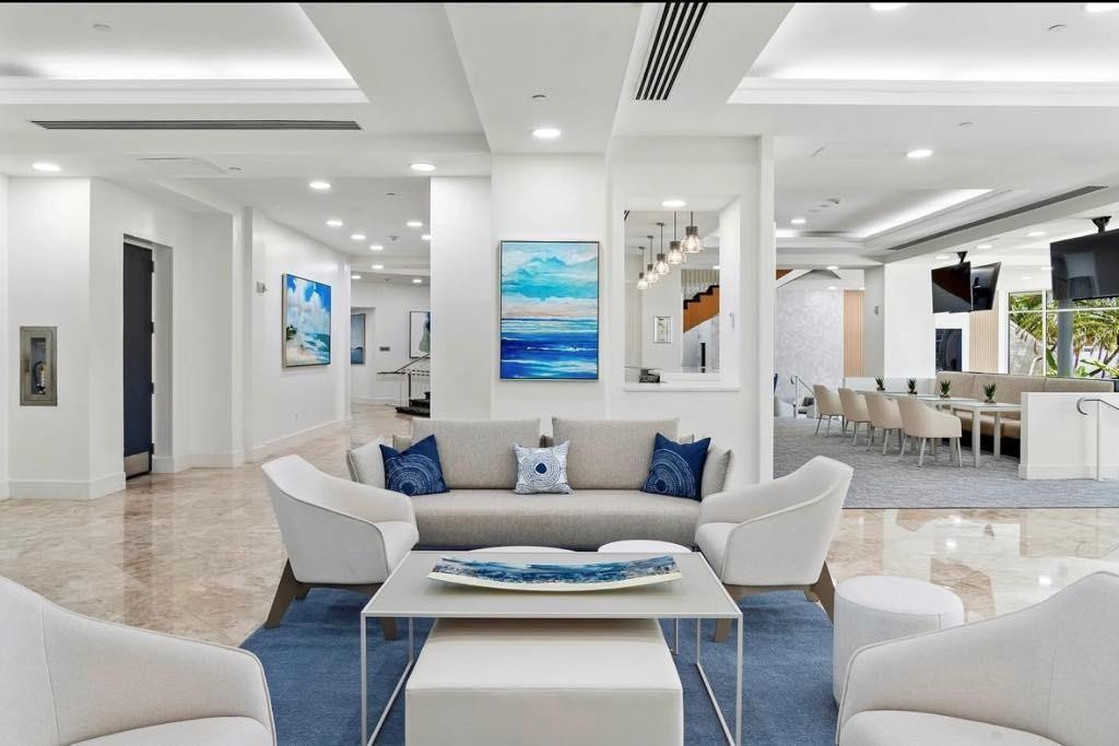 2670 E Sunrise Boulevard 1115