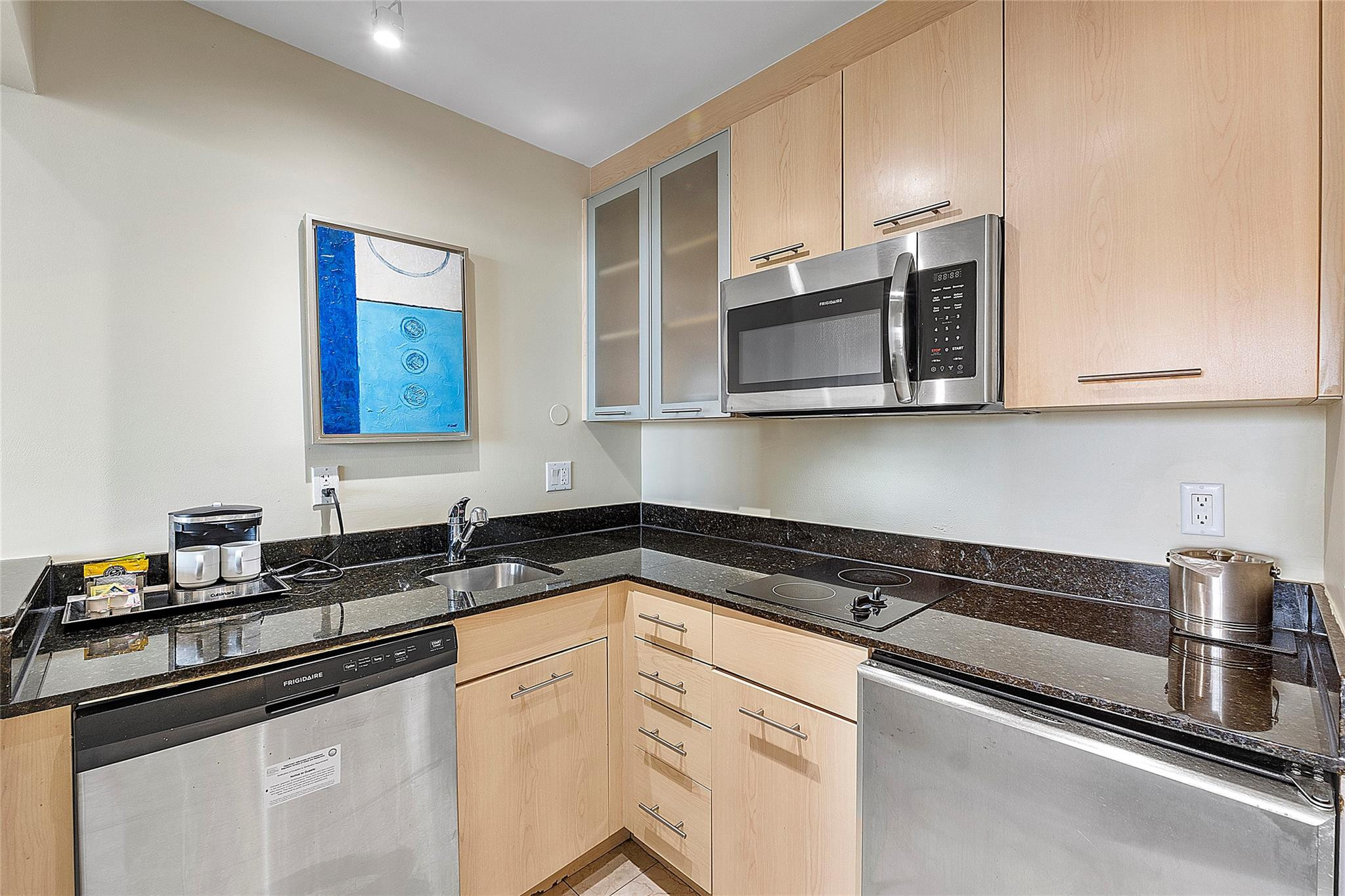 2670 E Sunrise Boulevard 1115