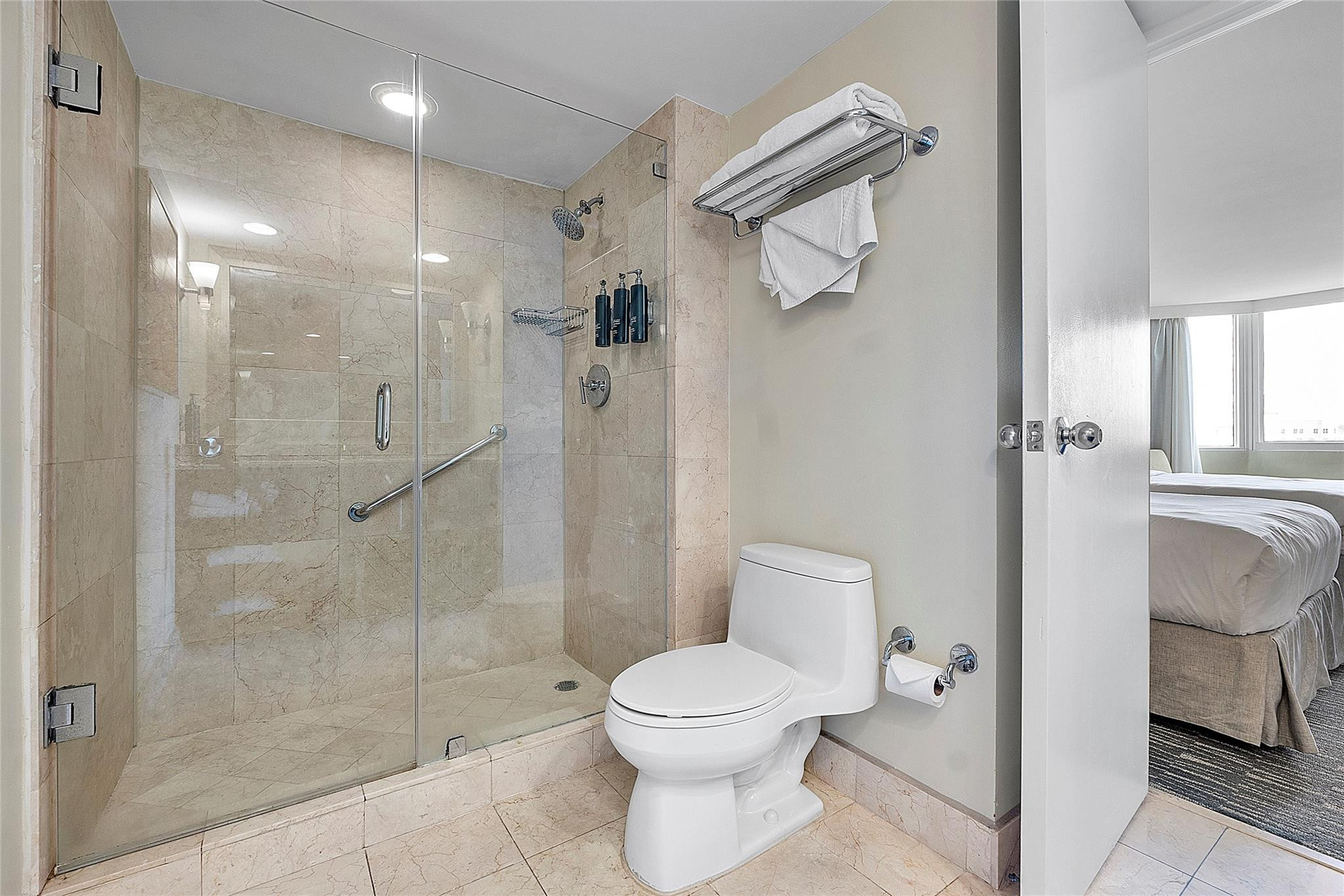 2670 E Sunrise Boulevard 1115