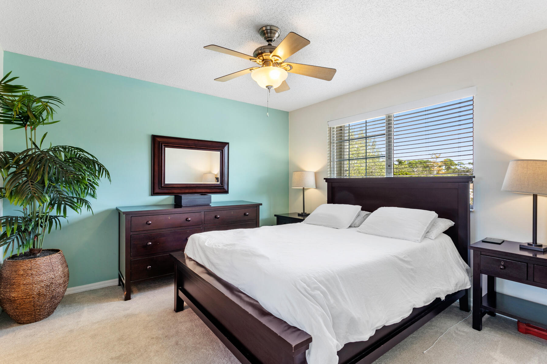 500 Crestwood Court N 520