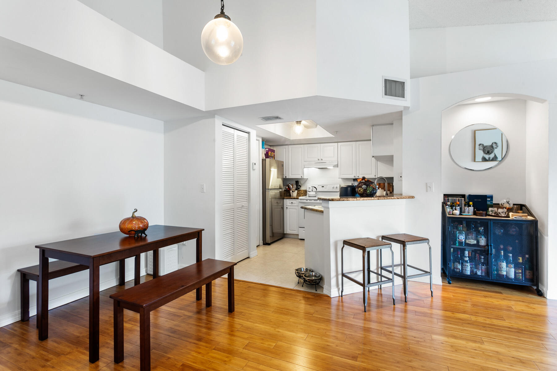 500 Crestwood Court N 520