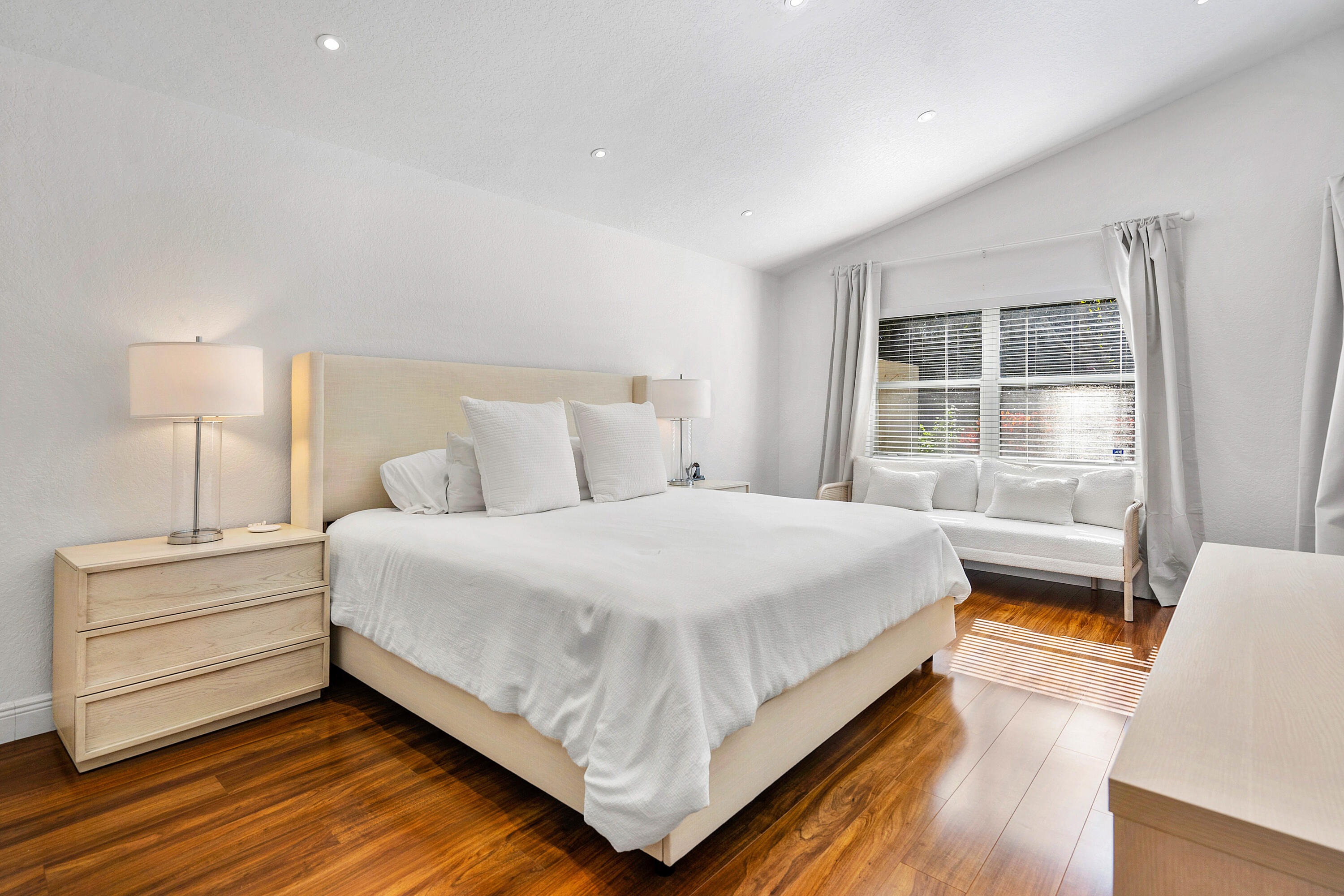 4249 Bluff Harbor Way