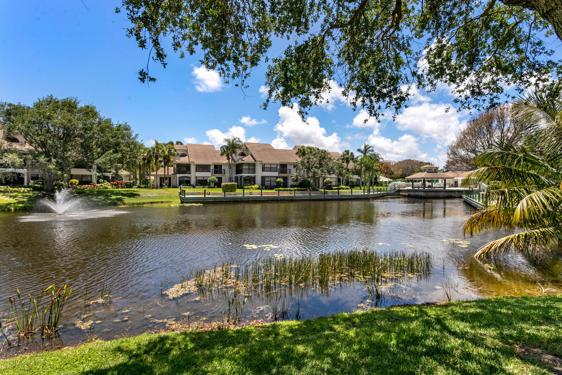 3940 Schooner Pointe Drive 109