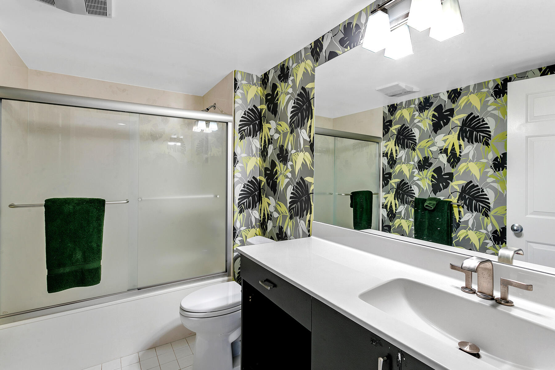 3940 Schooner Pointe Drive 109