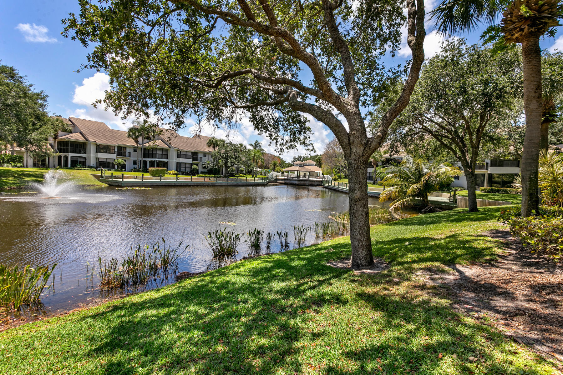 3940 Schooner Pointe Drive 109
