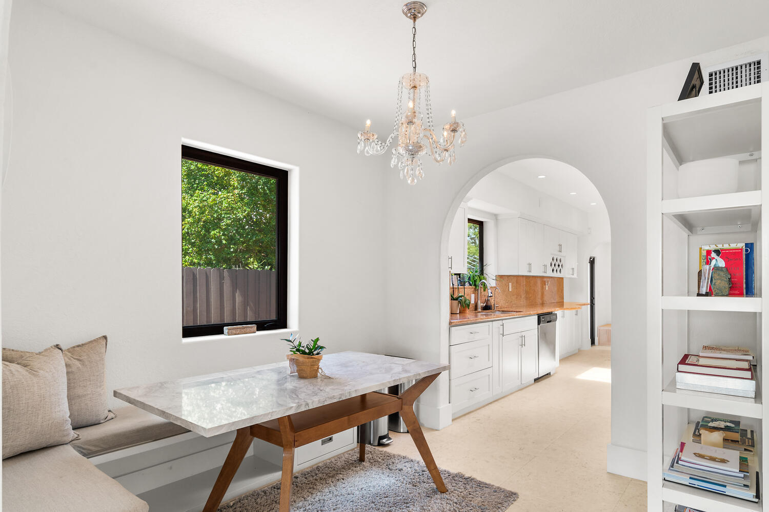 7820 Hawthorne Avenue