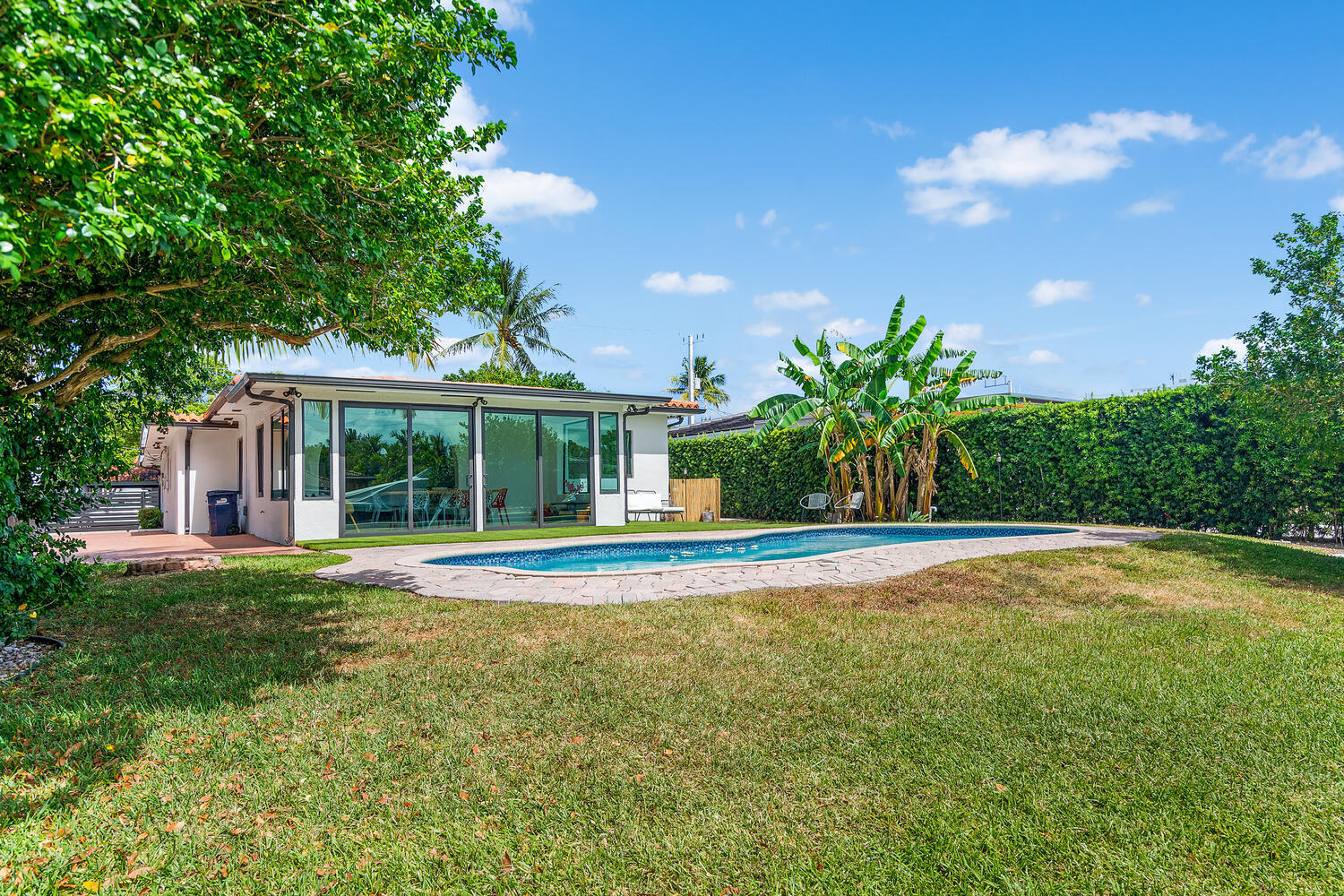 7820 Hawthorne Avenue