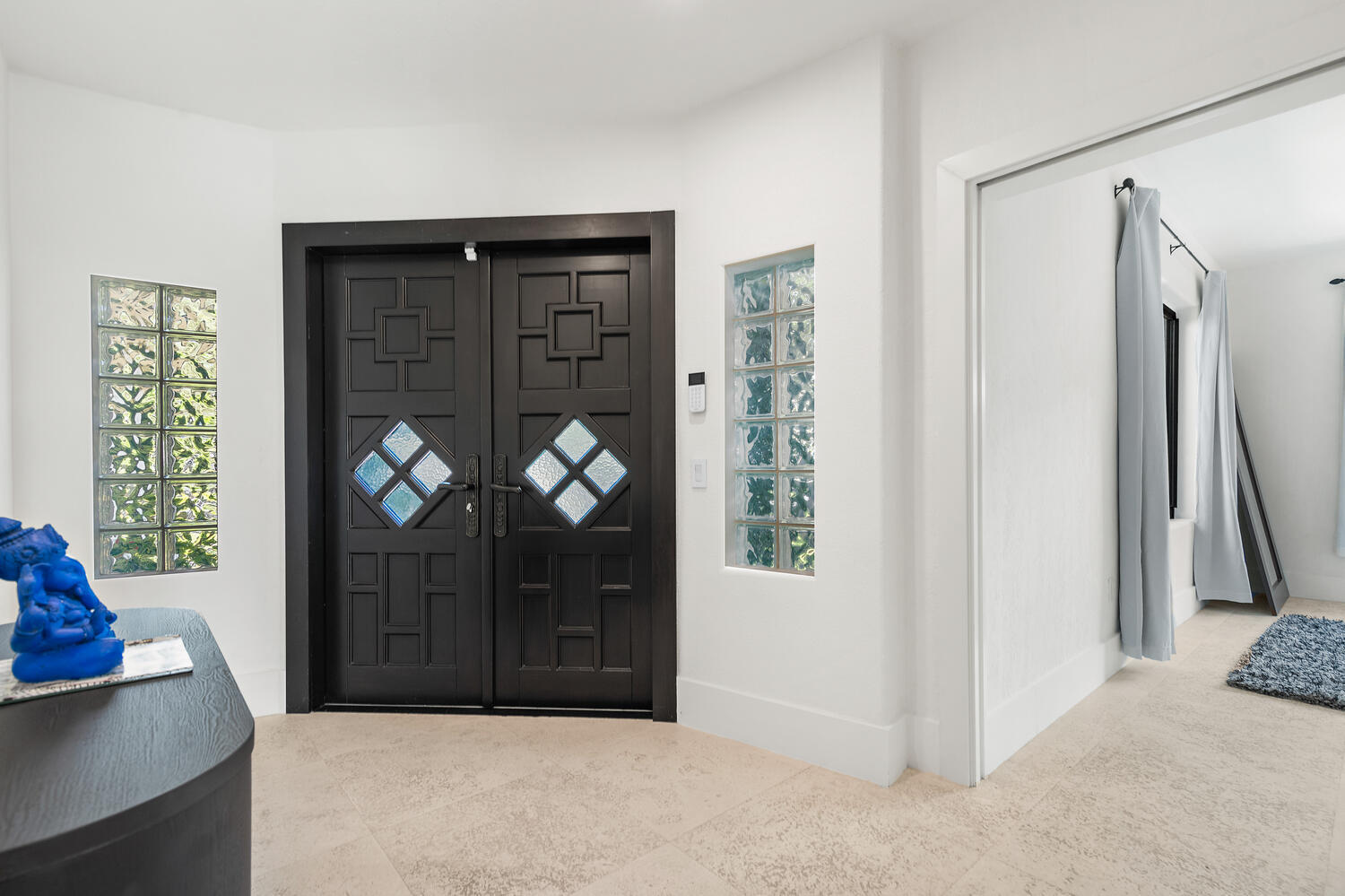 7820 Hawthorne Avenue