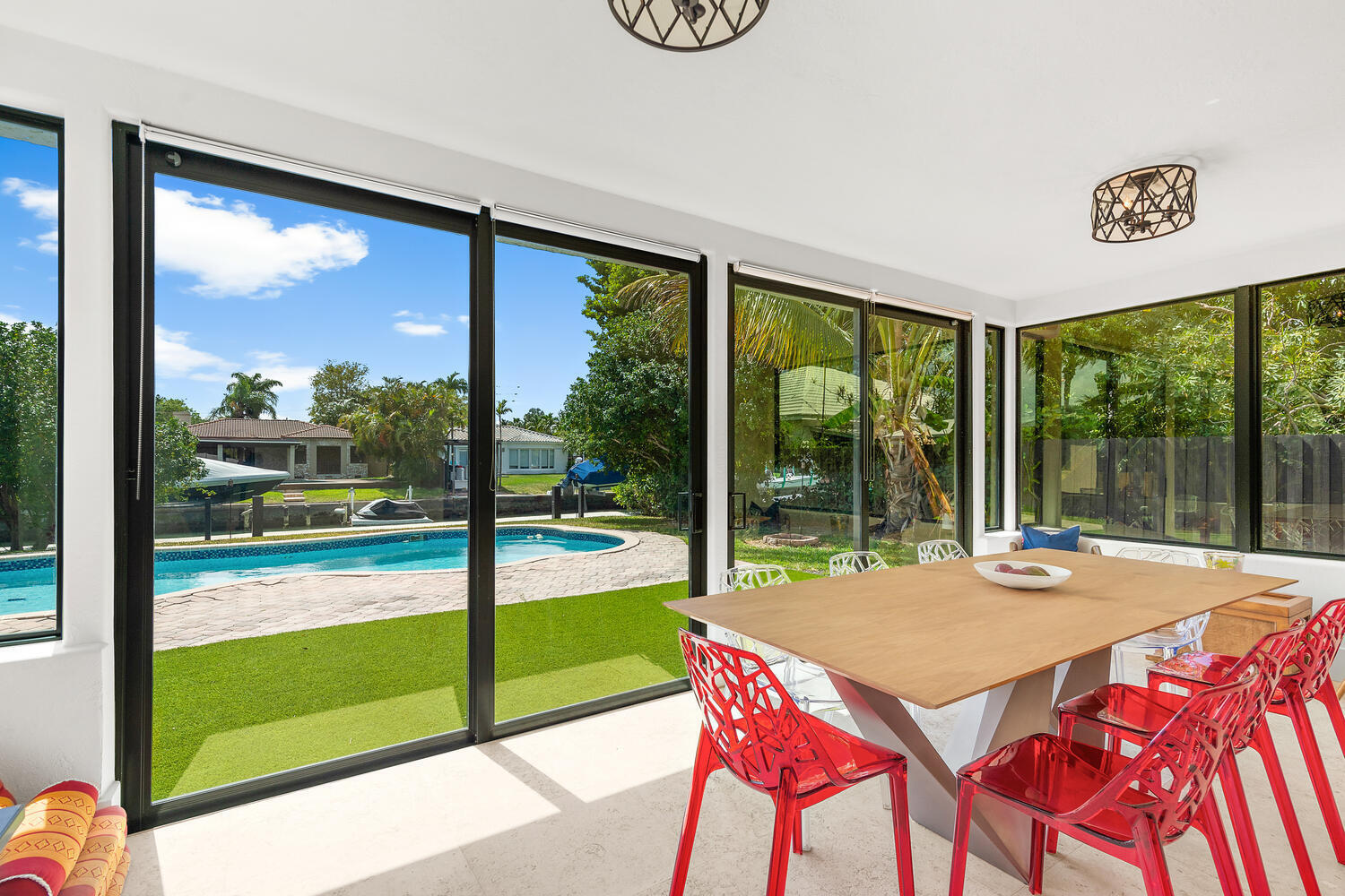 7820 Hawthorne Avenue