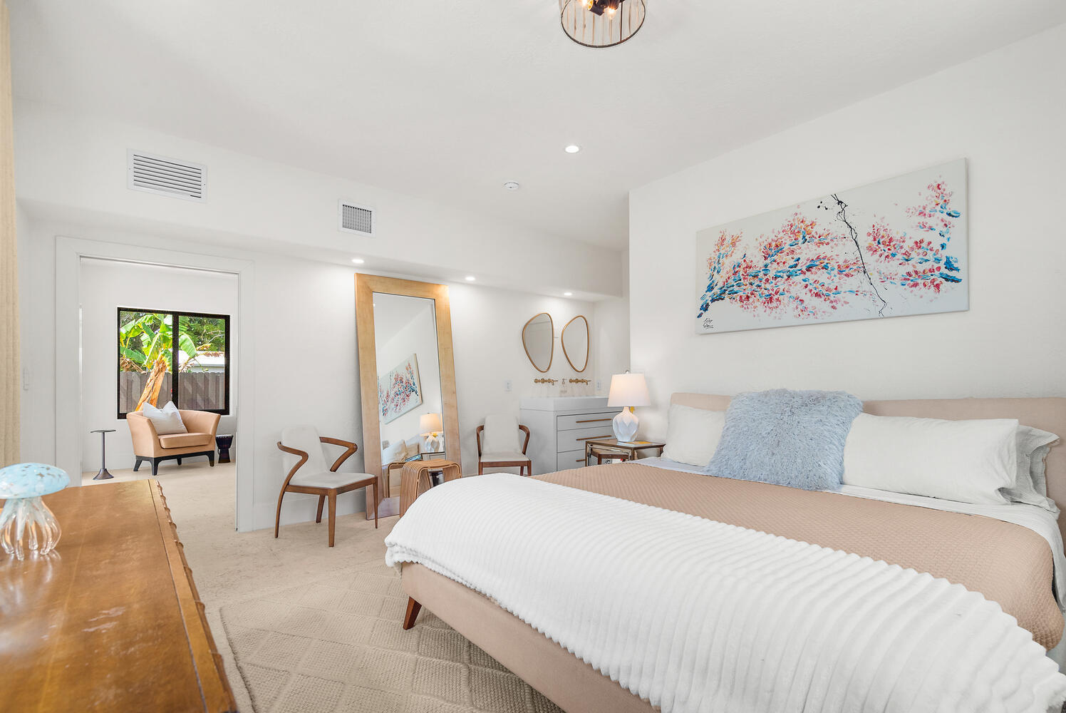 7820 Hawthorne Avenue