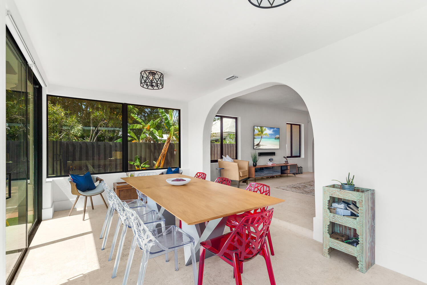 7820 Hawthorne Avenue