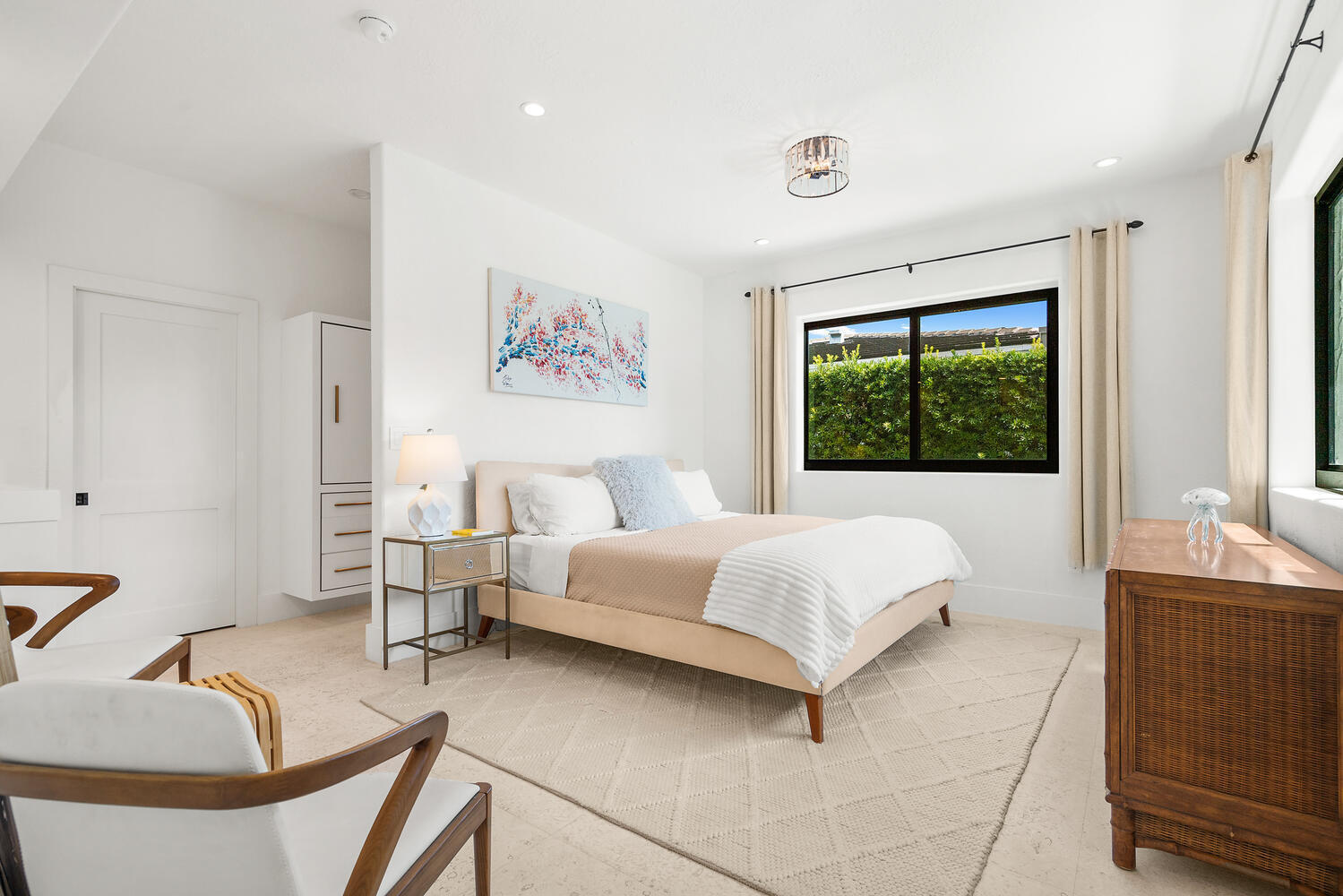 7820 Hawthorne Avenue