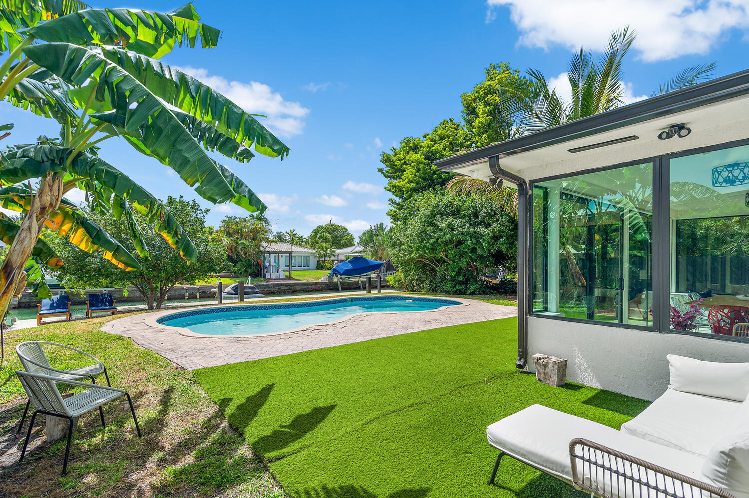 7820 Hawthorne Avenue