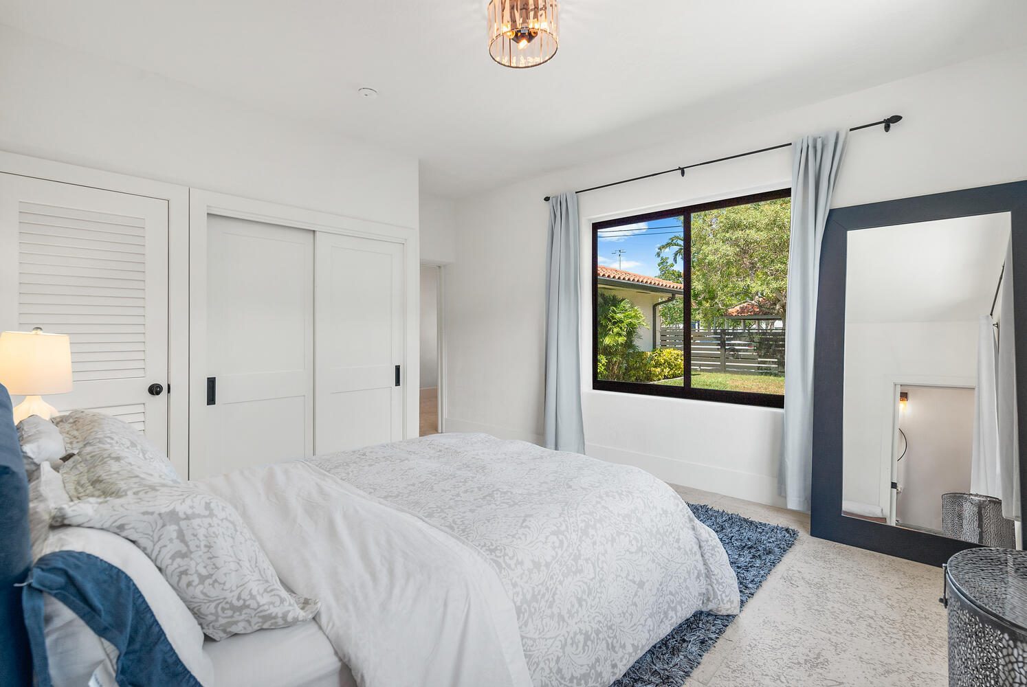 7820 Hawthorne Avenue