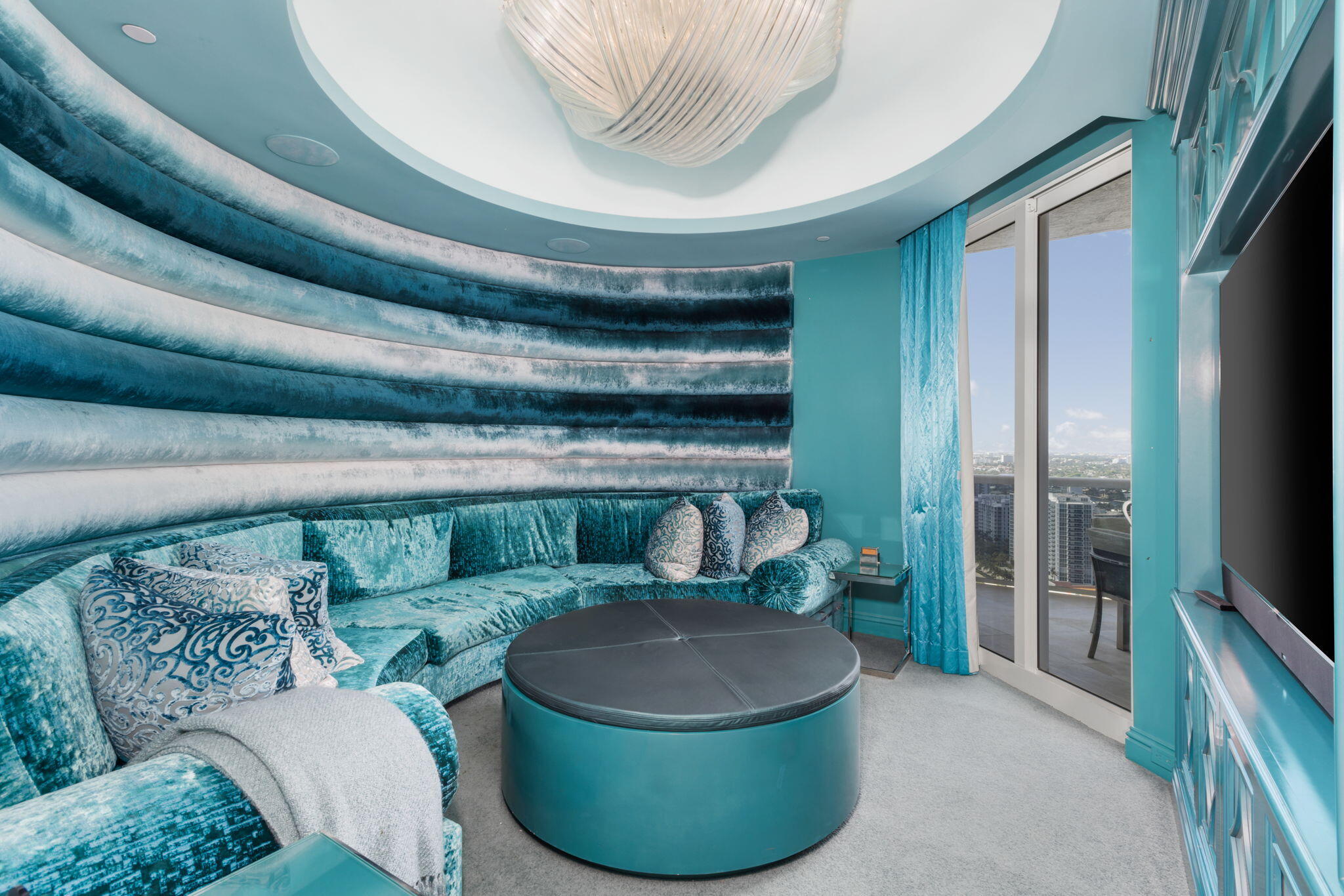 3100 N Ocean Boulevard 2810