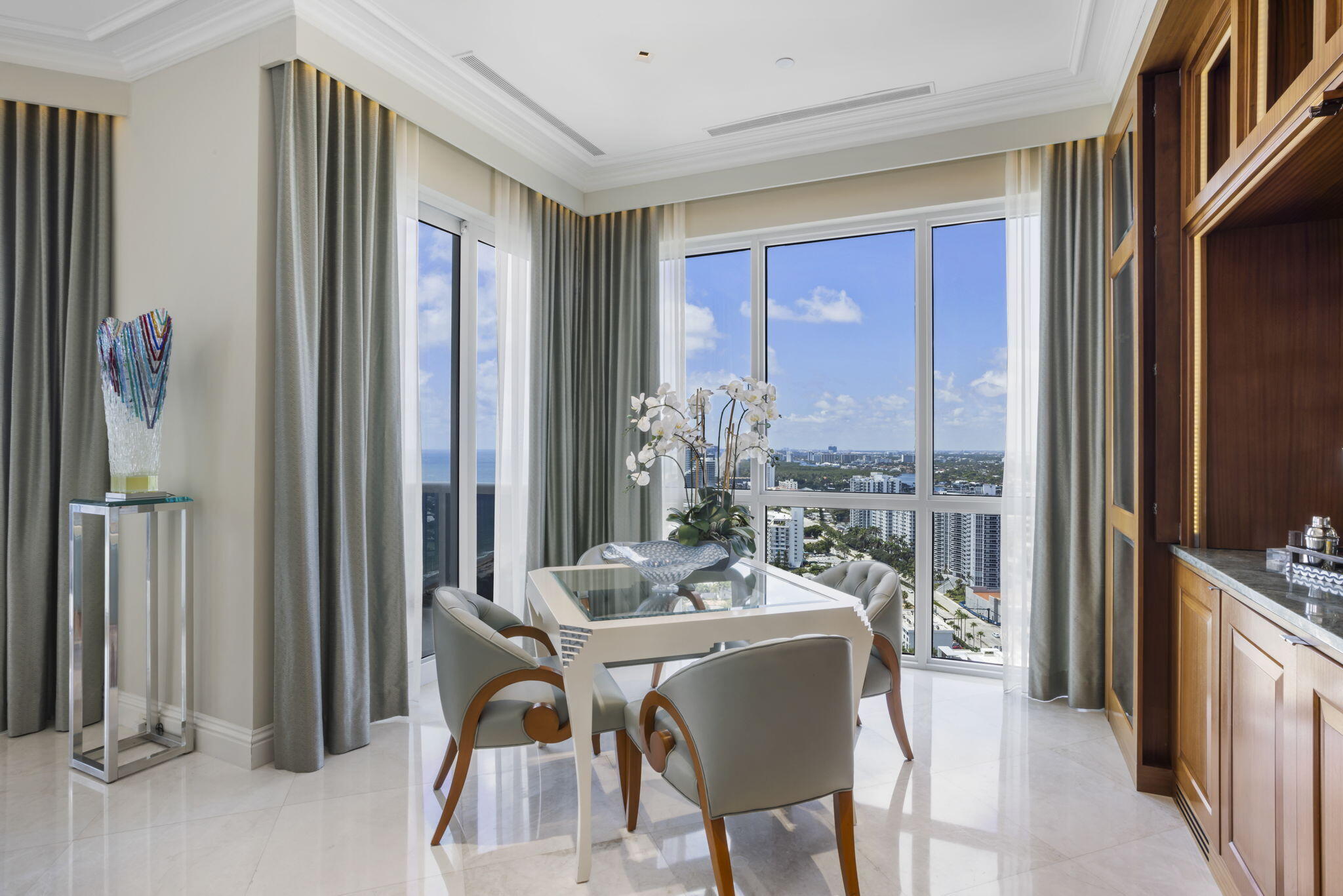 3100 N Ocean Boulevard 2810