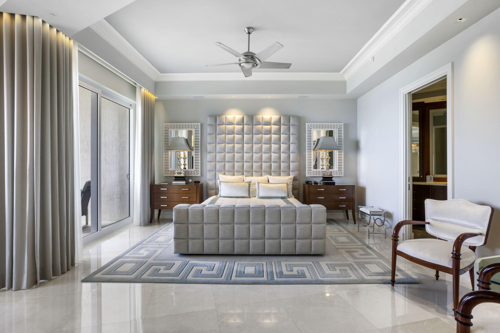 3100 N Ocean Boulevard 2810