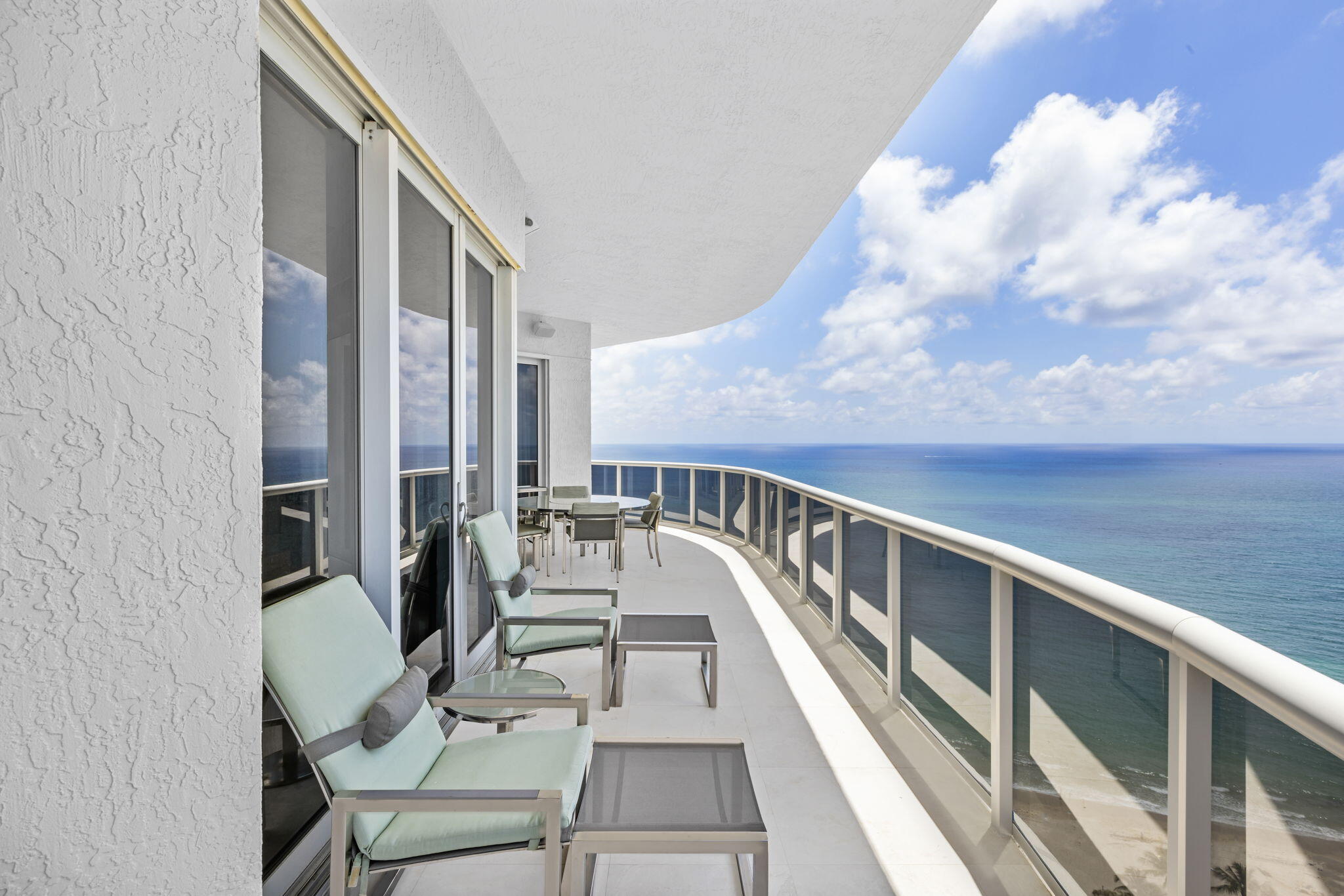 3100 N Ocean Boulevard 2810