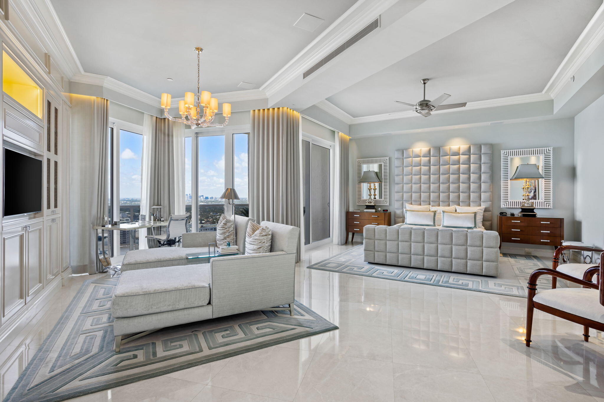 3100 N Ocean Boulevard 2810