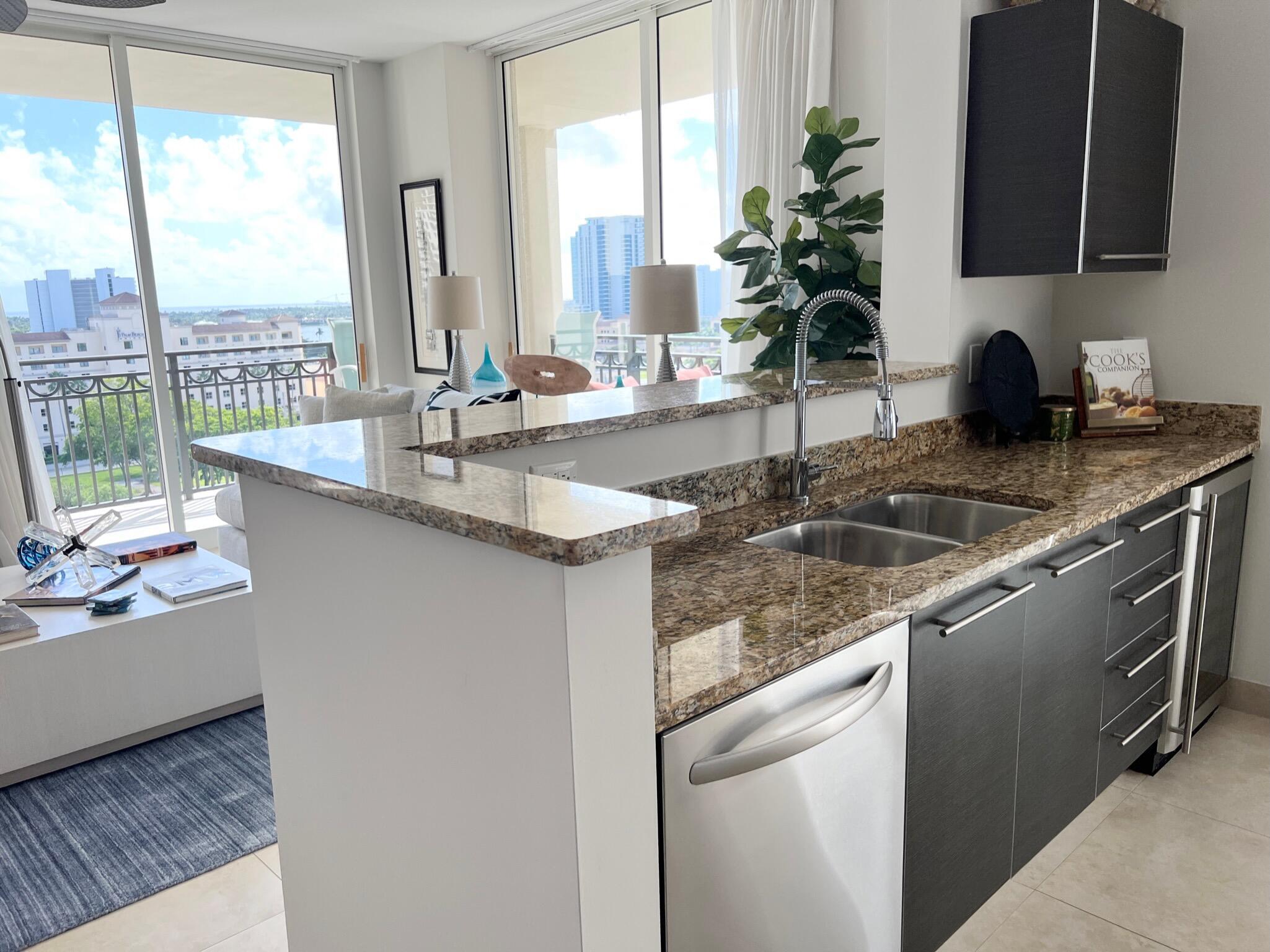 550 Okeechobee Boulevard 1001