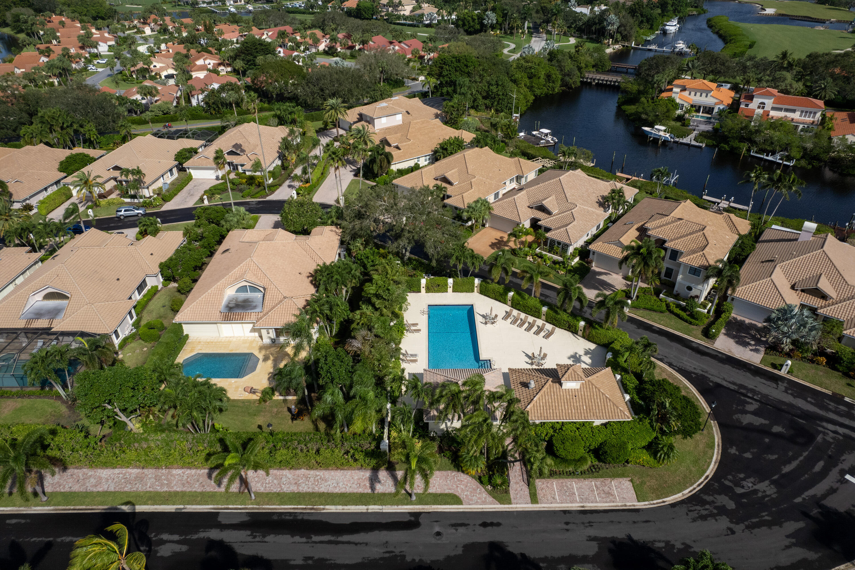 3320 Southern Cay Drive Drive