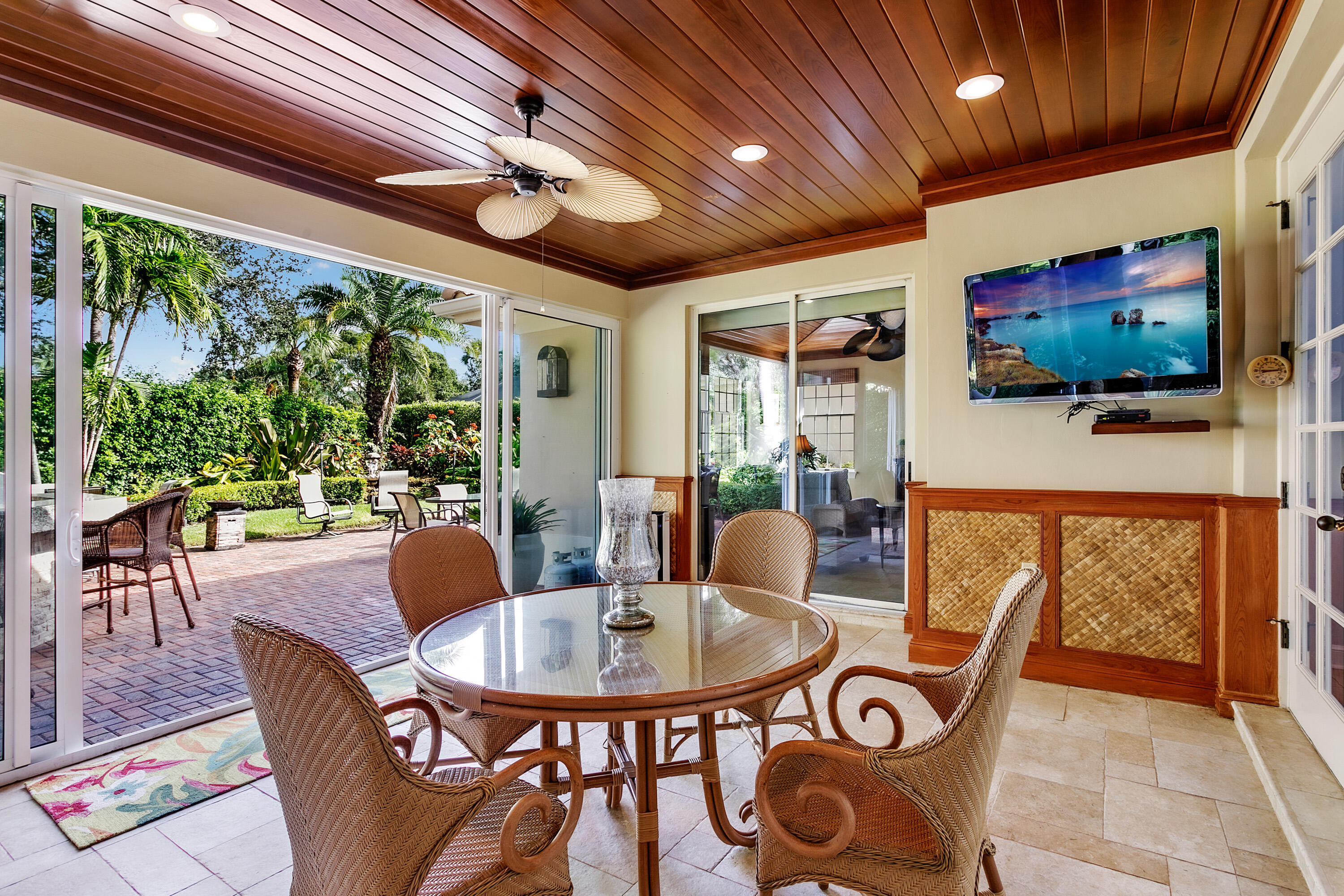 3320 Southern Cay Drive Drive