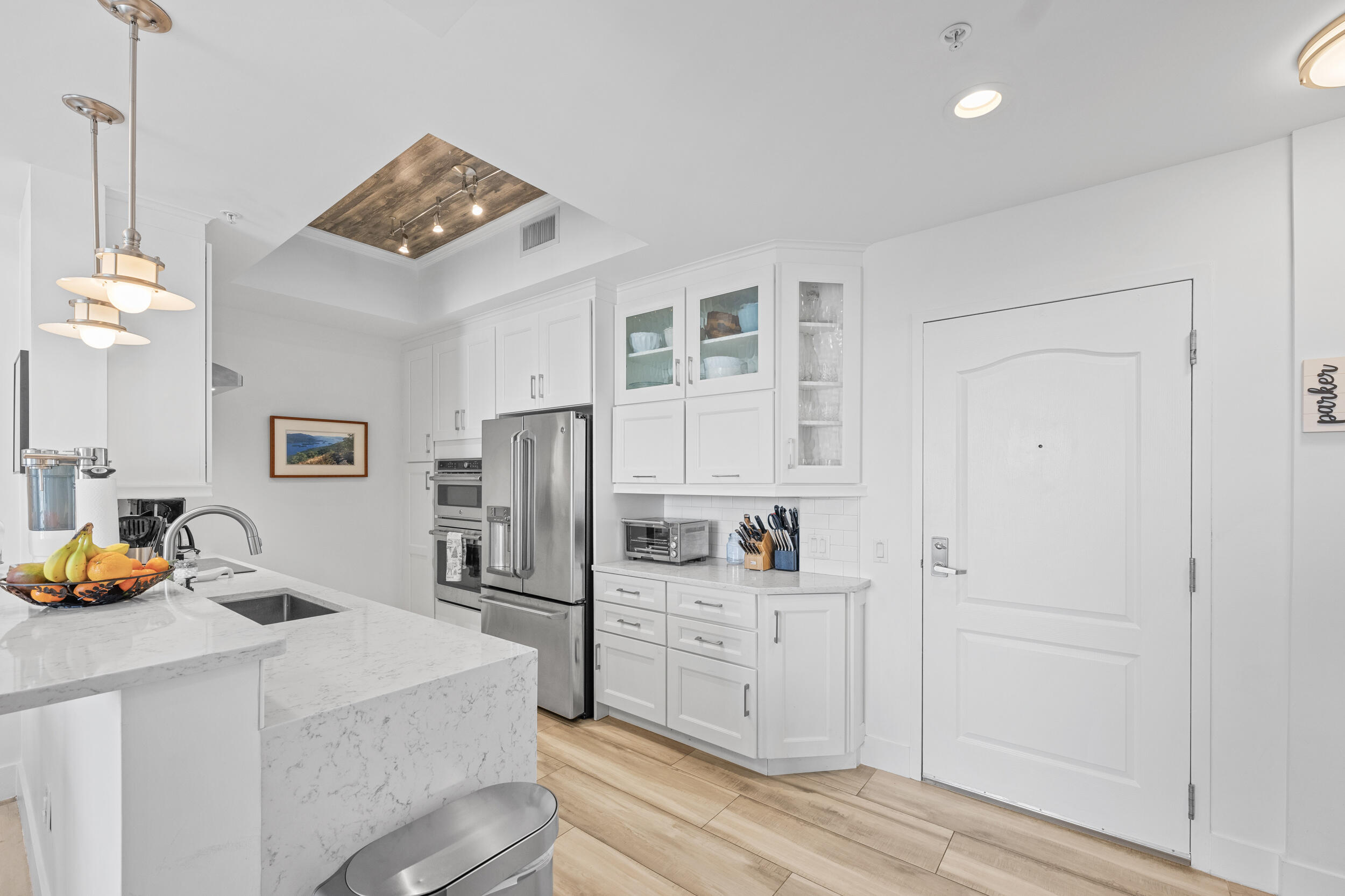 410 Evernia 807 Street 807
