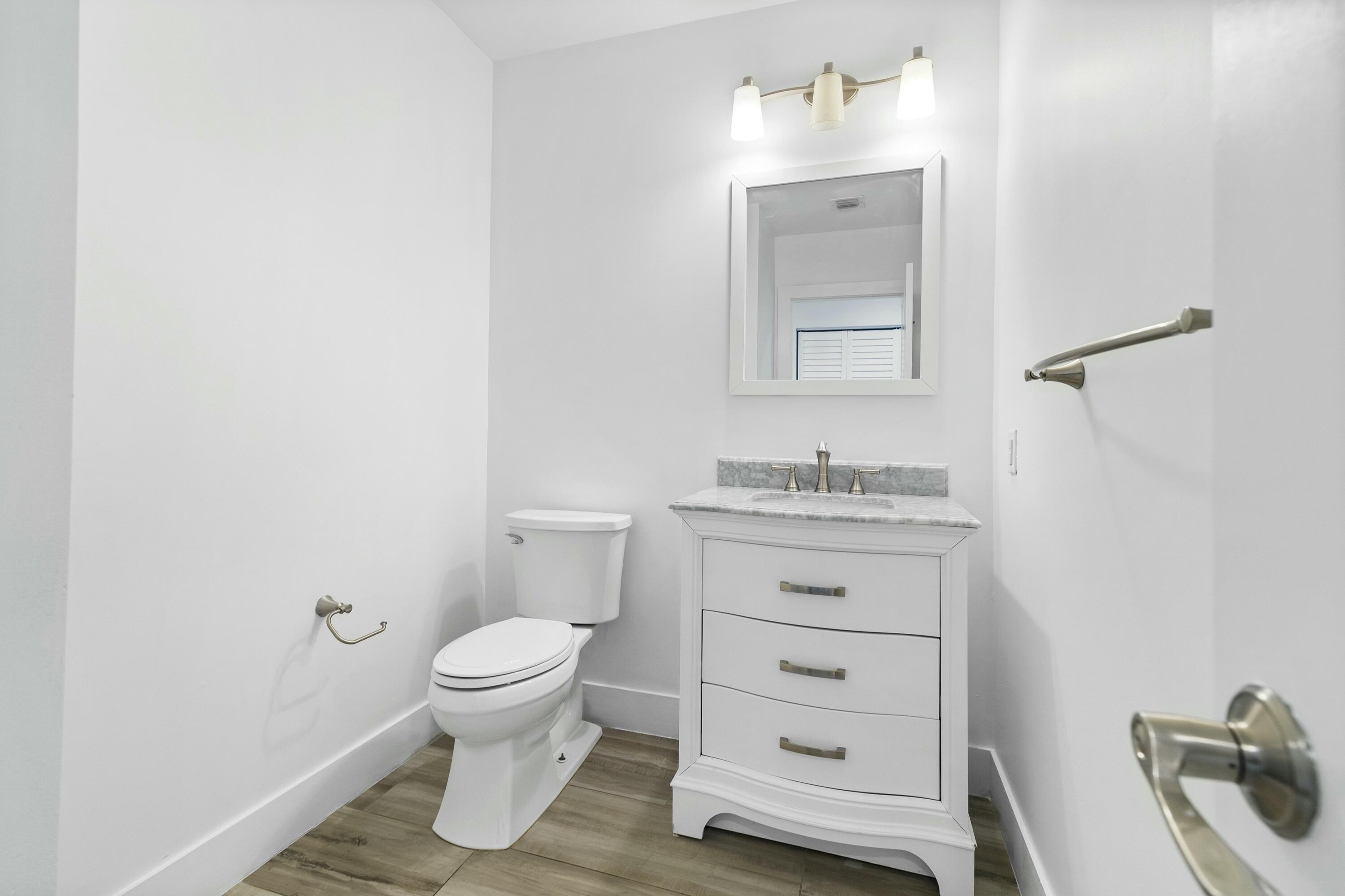 410 Evernia 807 Street 807