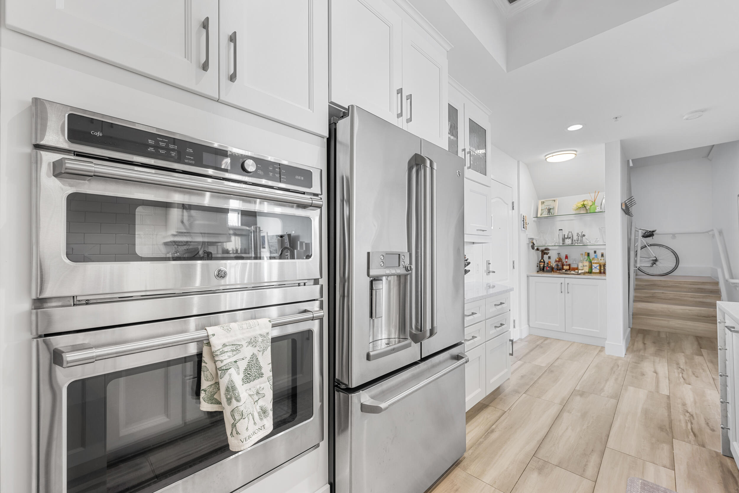 410 Evernia 807 Street 807