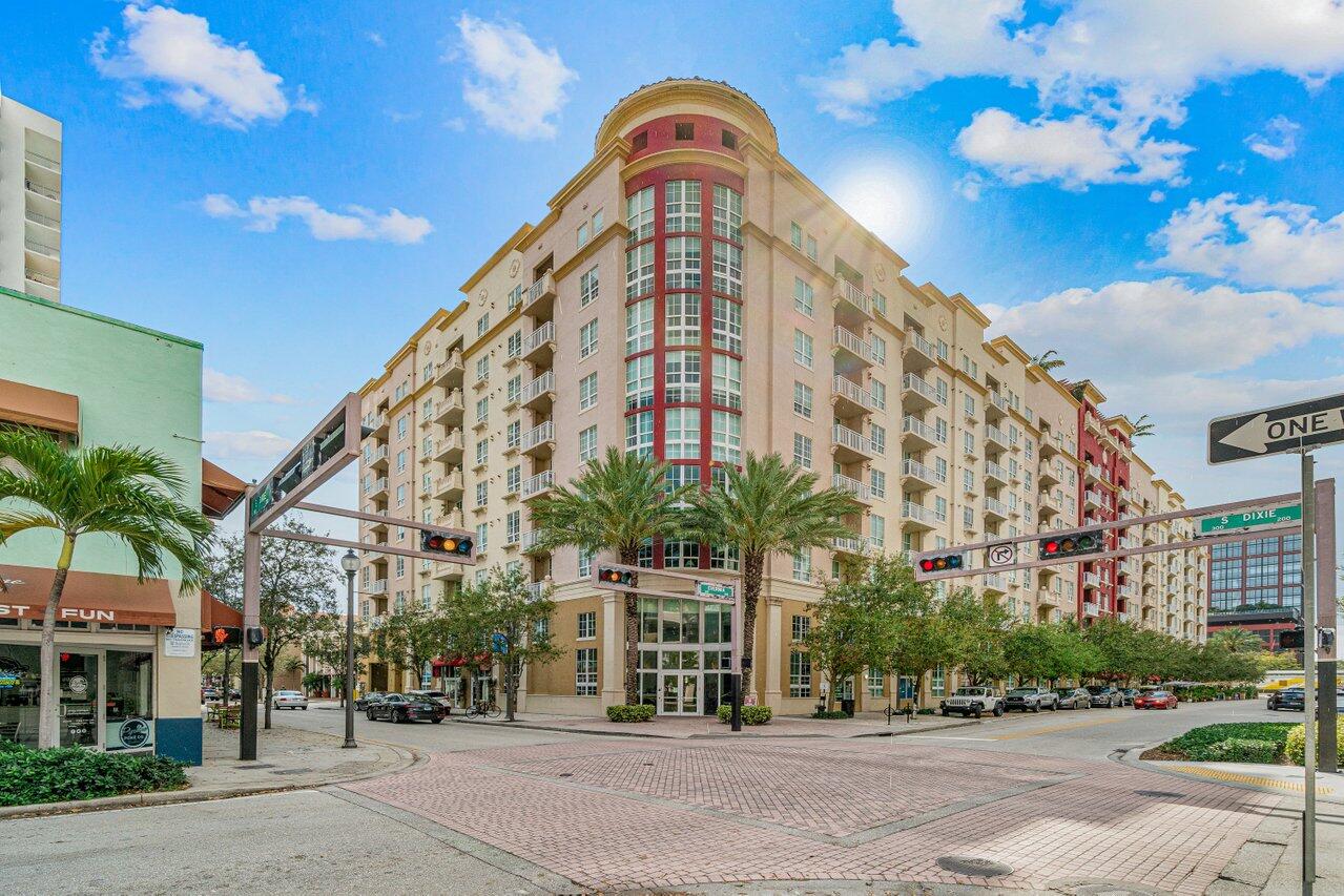 410 Evernia 807 Street 807