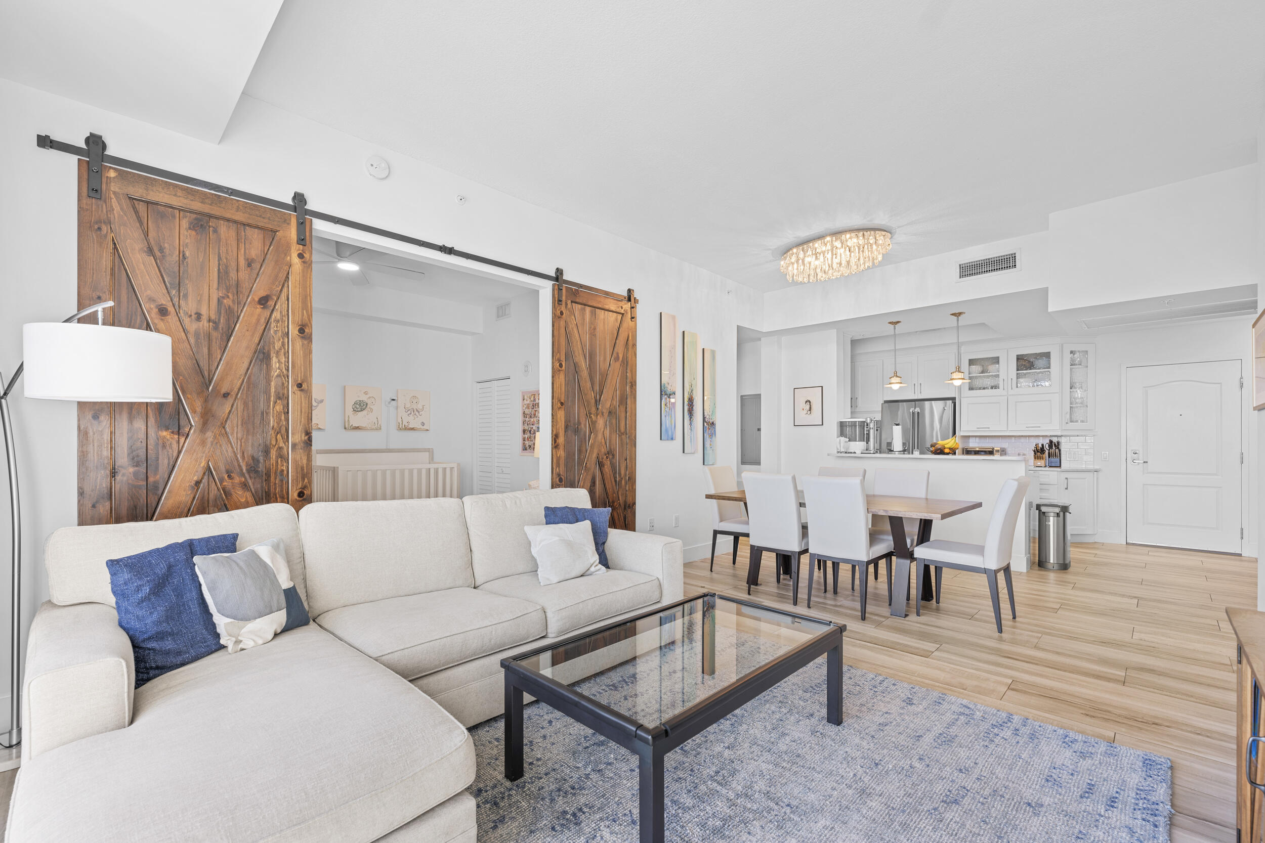 410 Evernia 807 Street 807