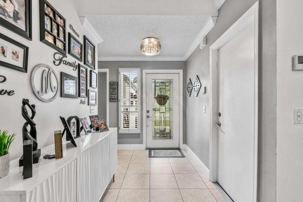 15092 Oak Chase Court