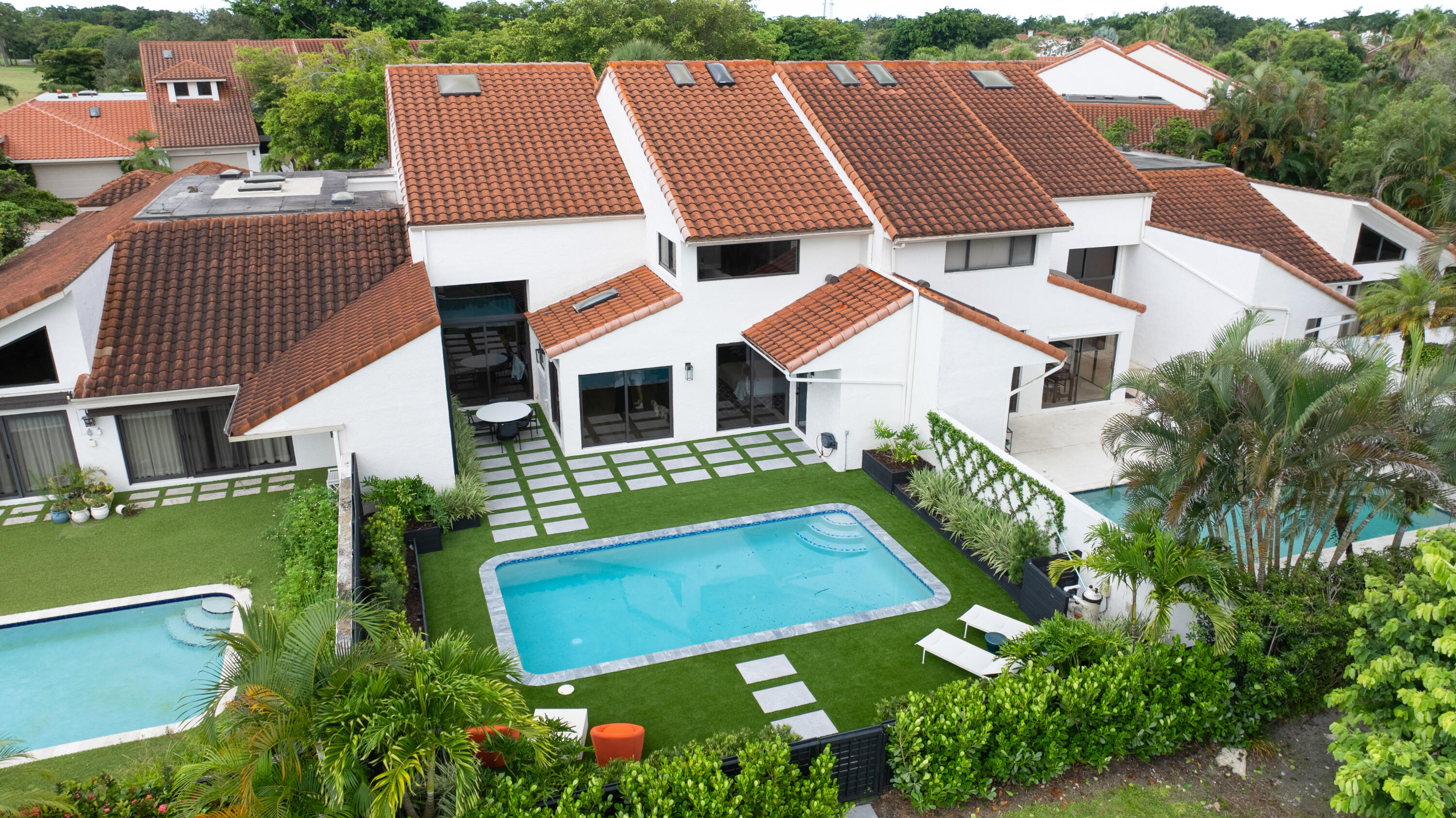 2435 Windsor Way Court