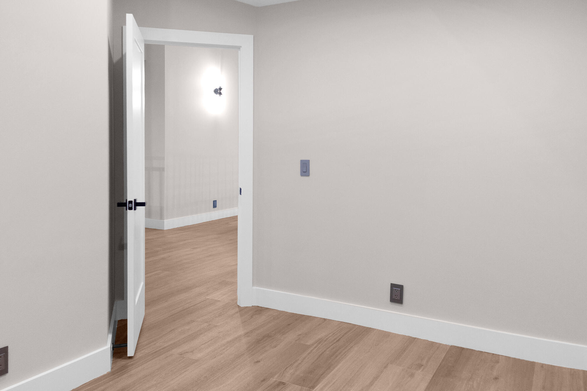 2435 Windsor Way Court