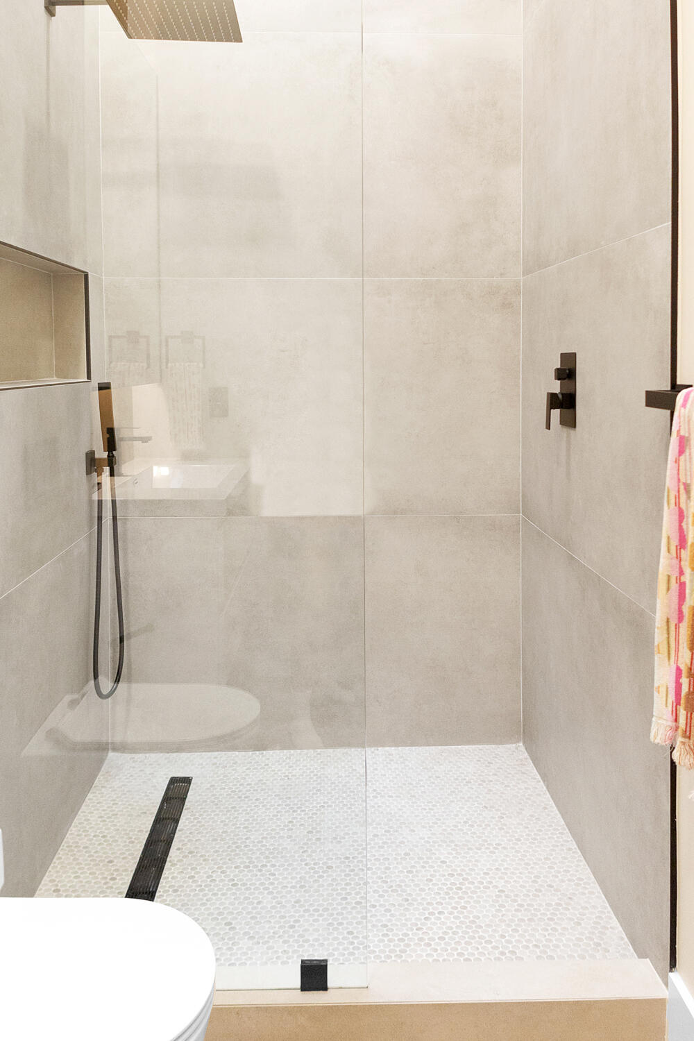 2435 Windsor Way Court