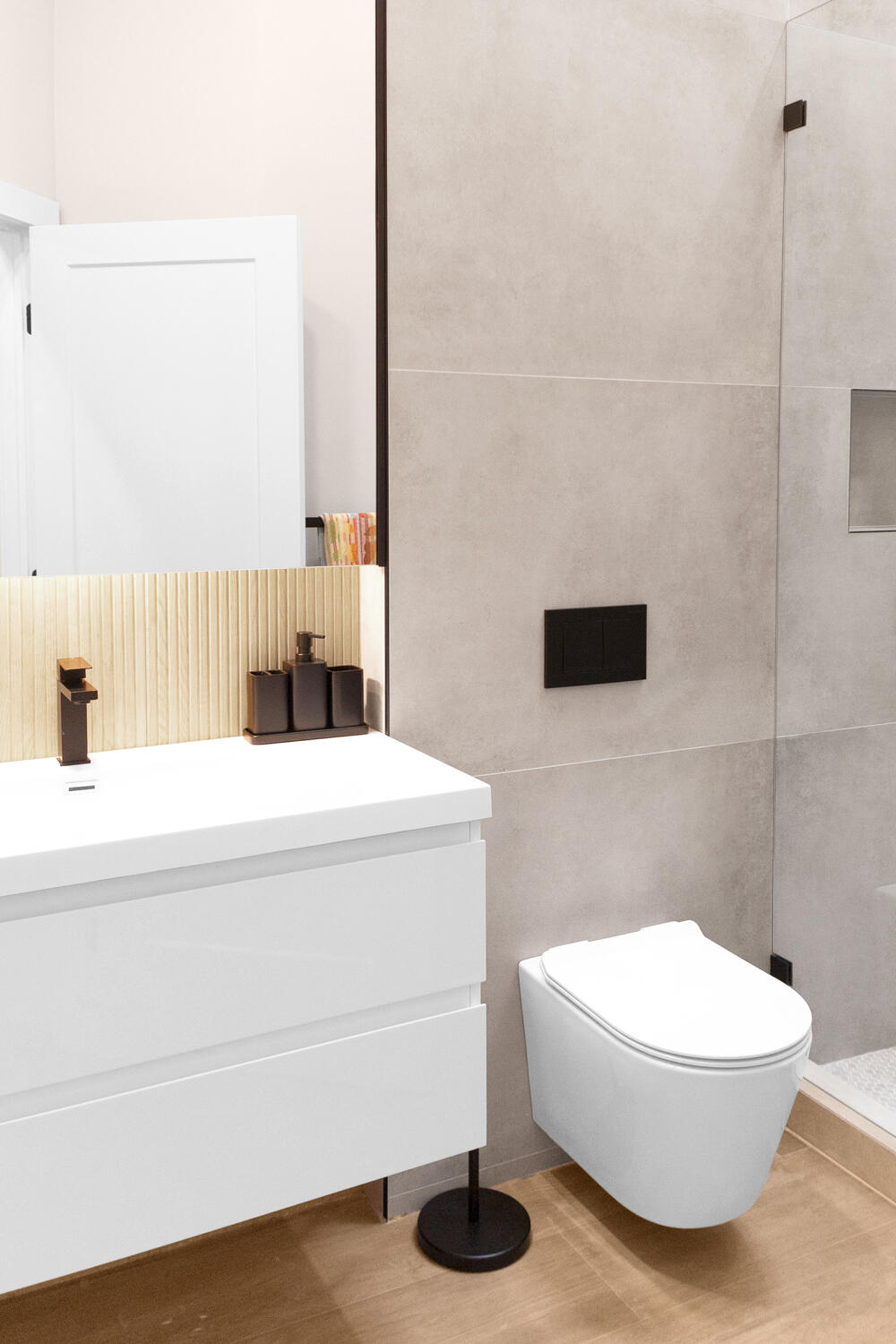 2435 Windsor Way Court