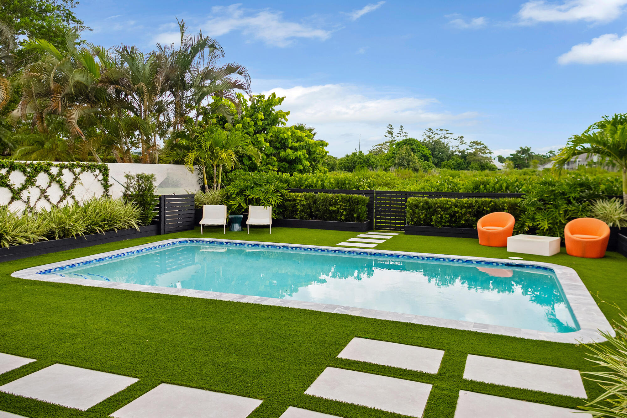 2435 Windsor Way Court