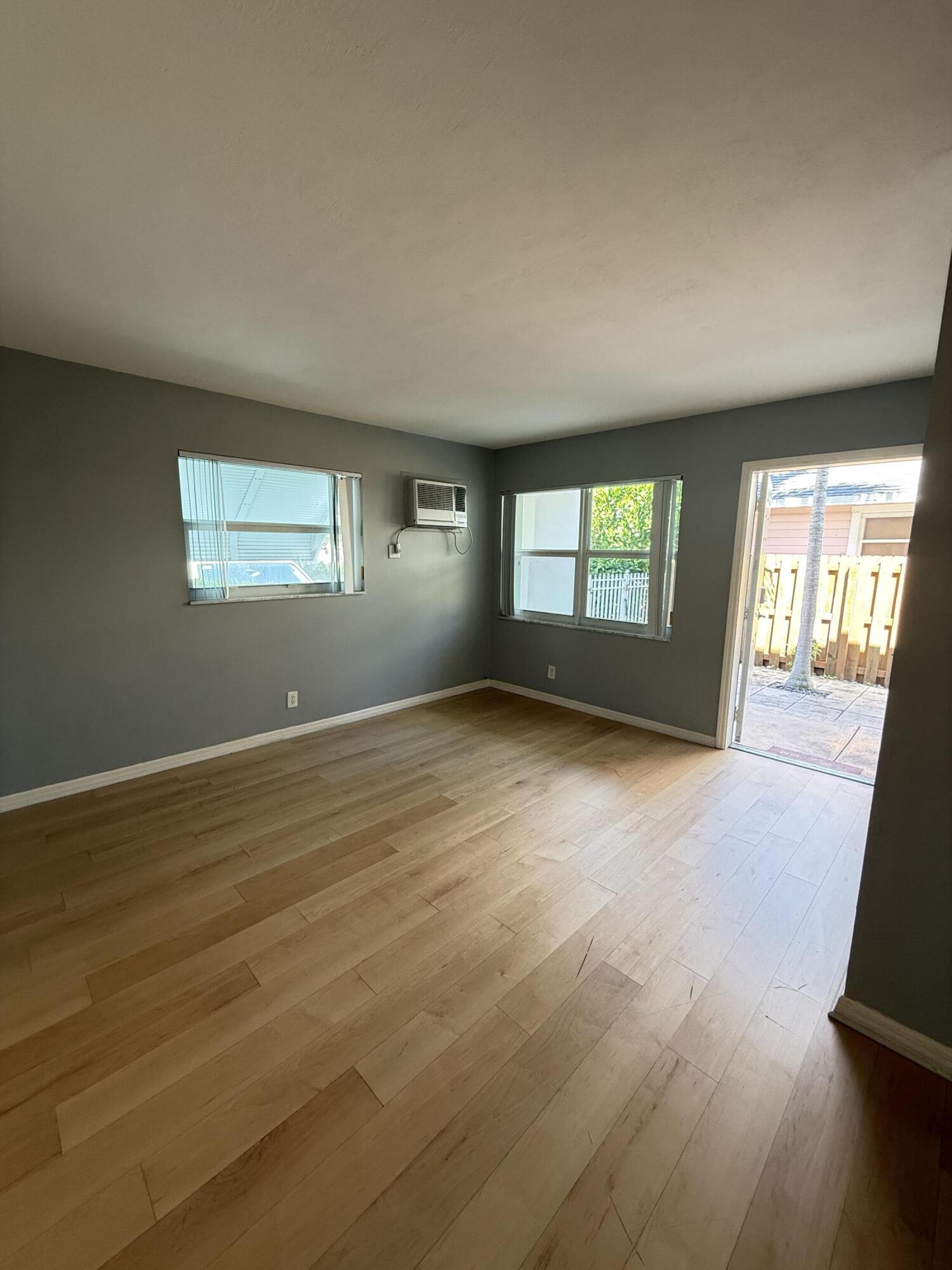 310 N K Street 1