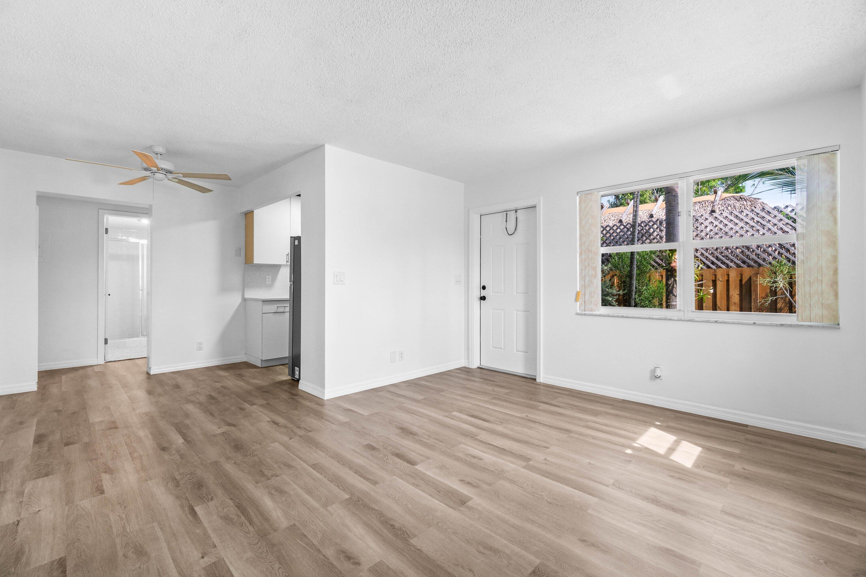 310 N K Street 3