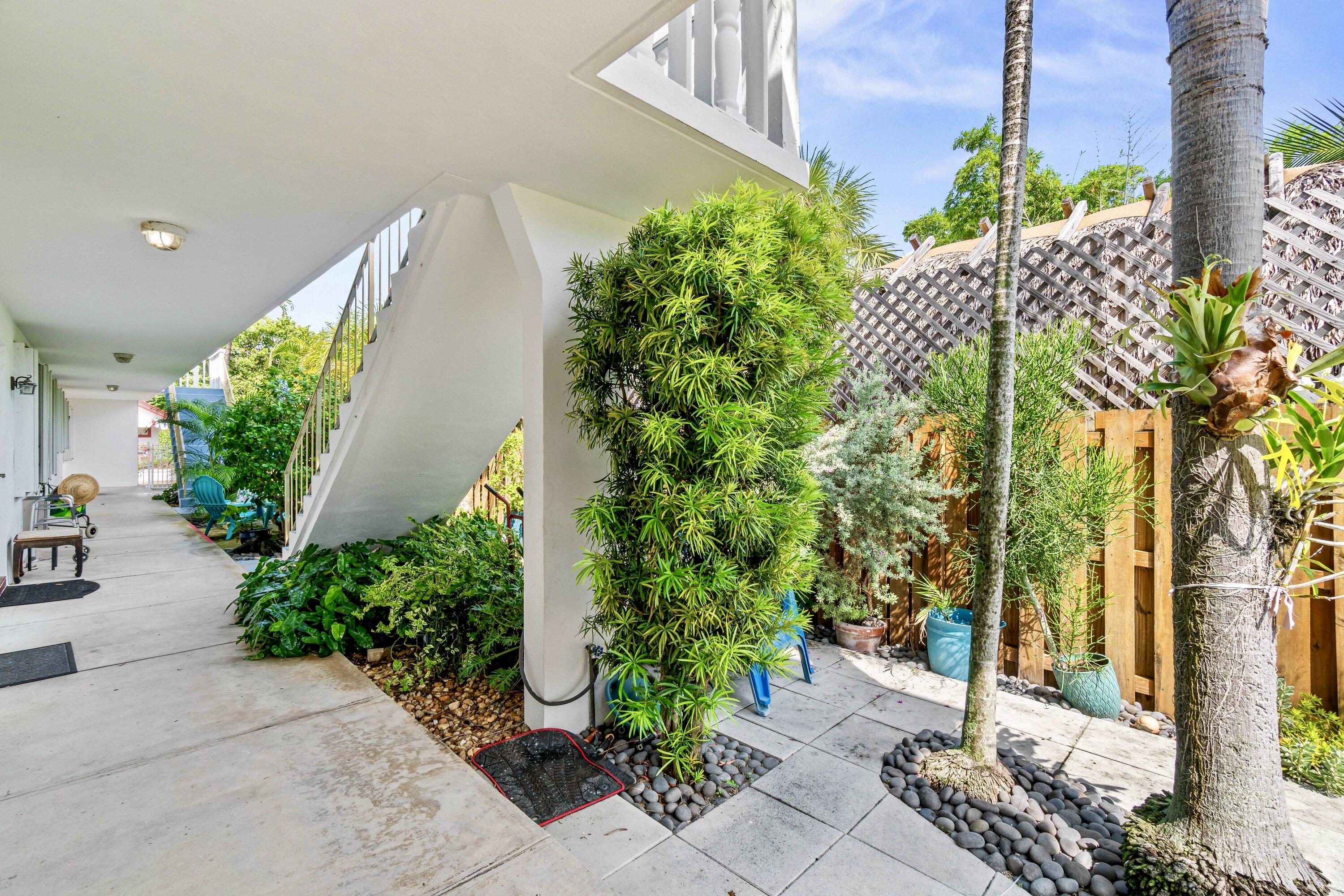 310 N K Street 3