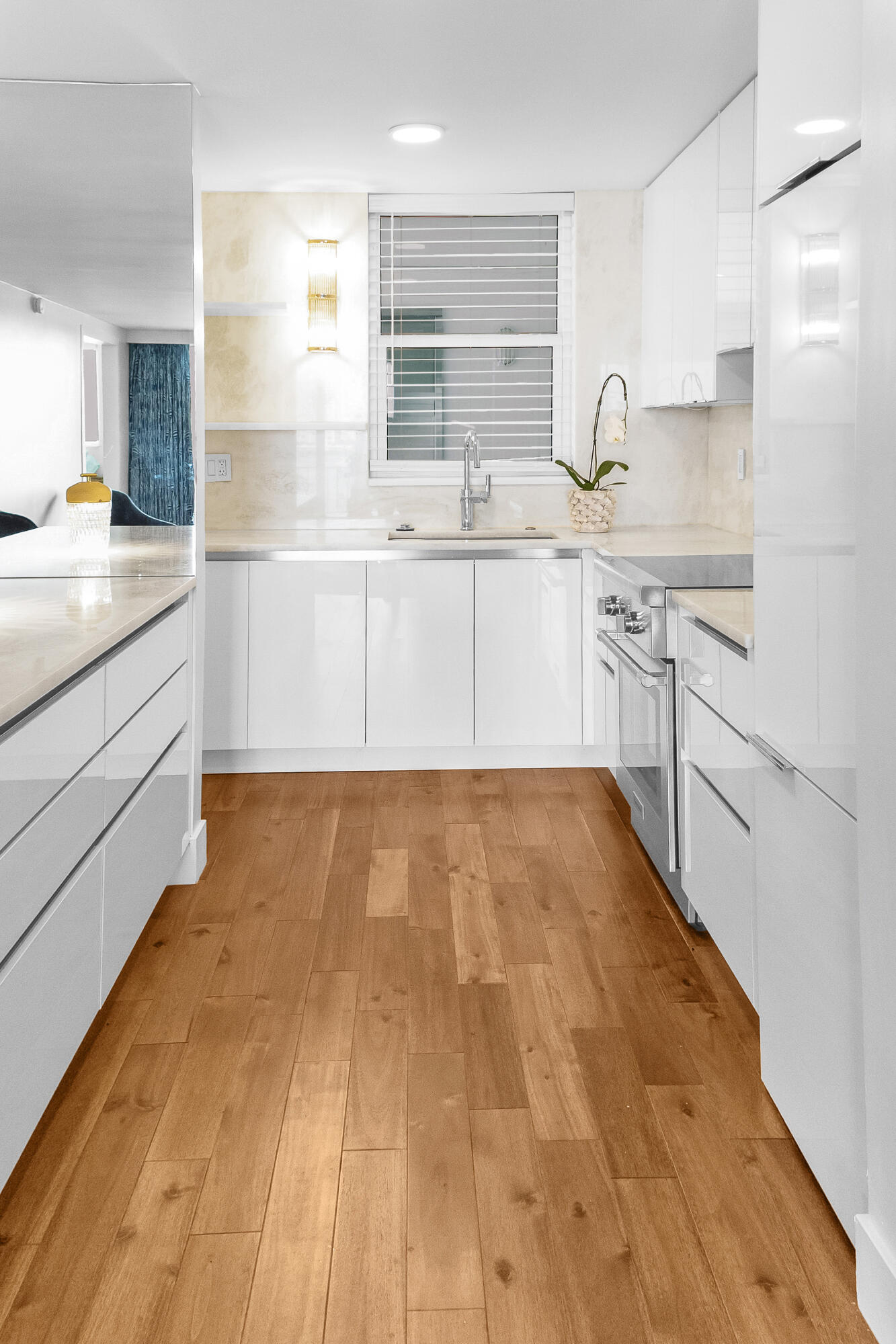 917 N Flagler Drive 409