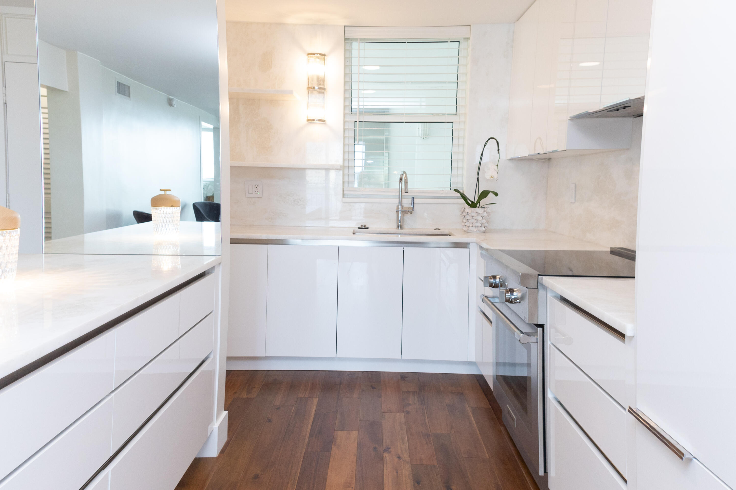 917 N Flagler Drive 409