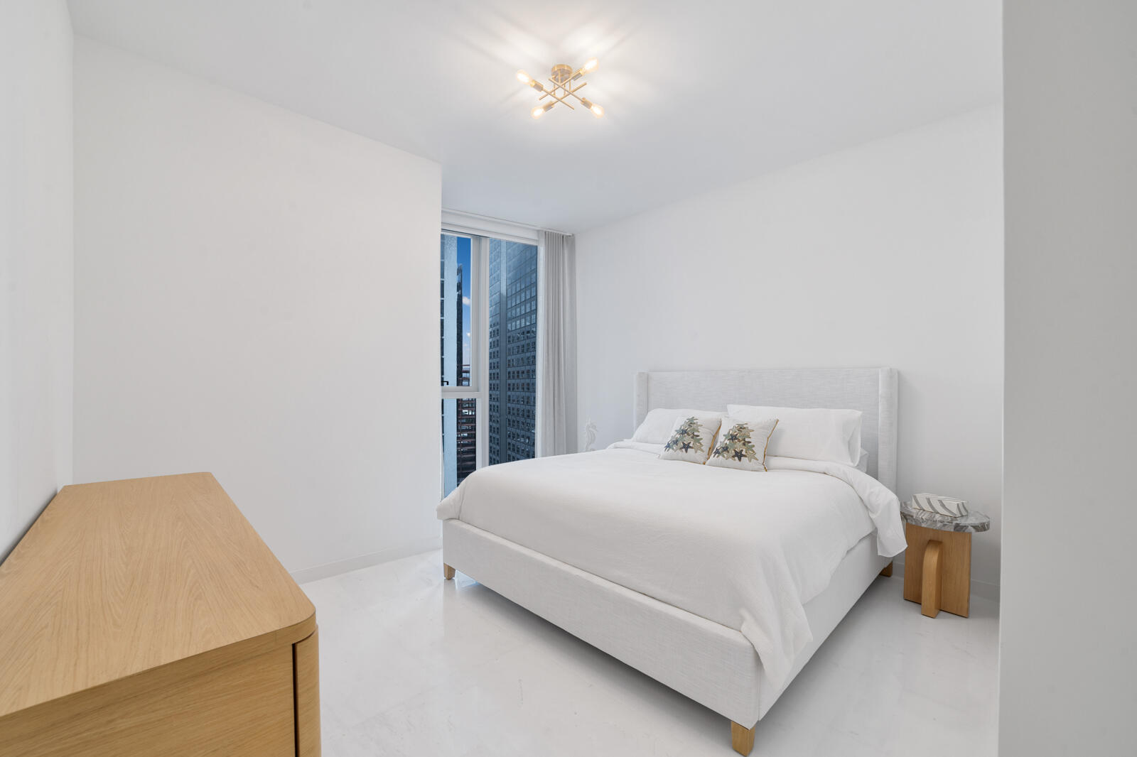 300 Biscayne Boulevard Way 2004