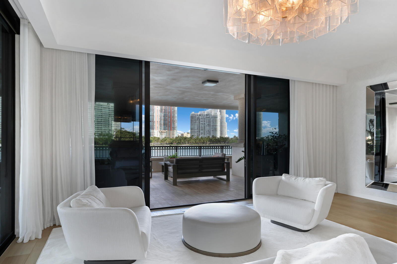 6800 Fisher Island Drive 6823