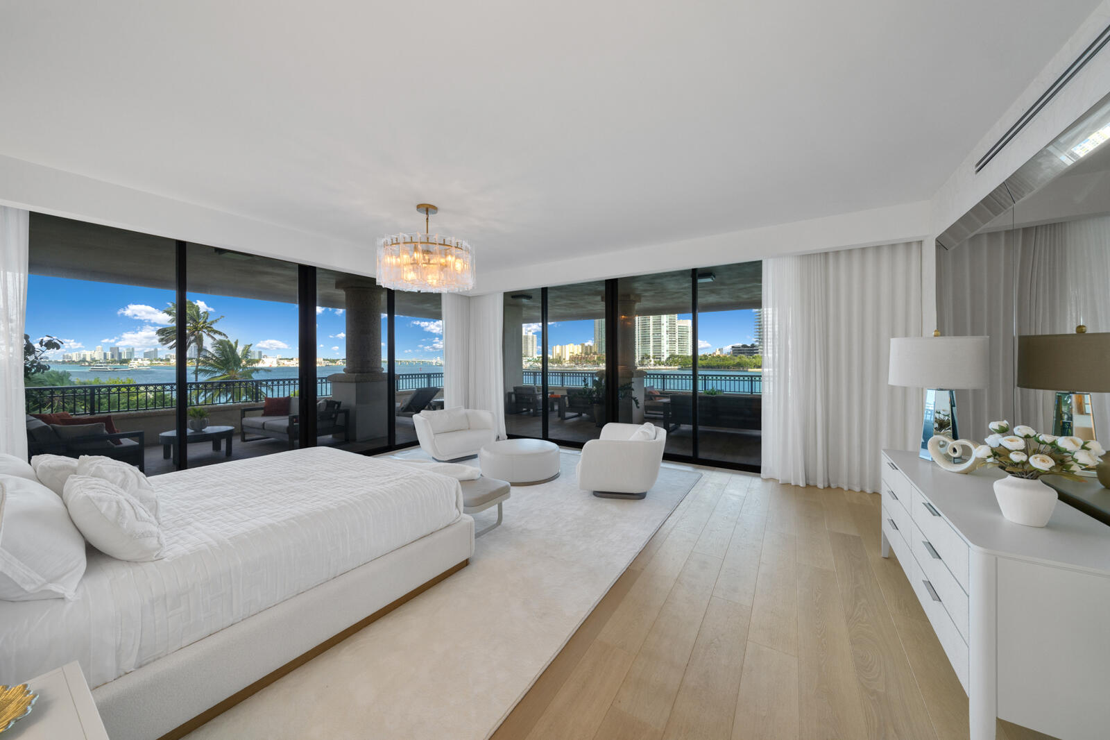 6800 Fisher Island Drive 6823