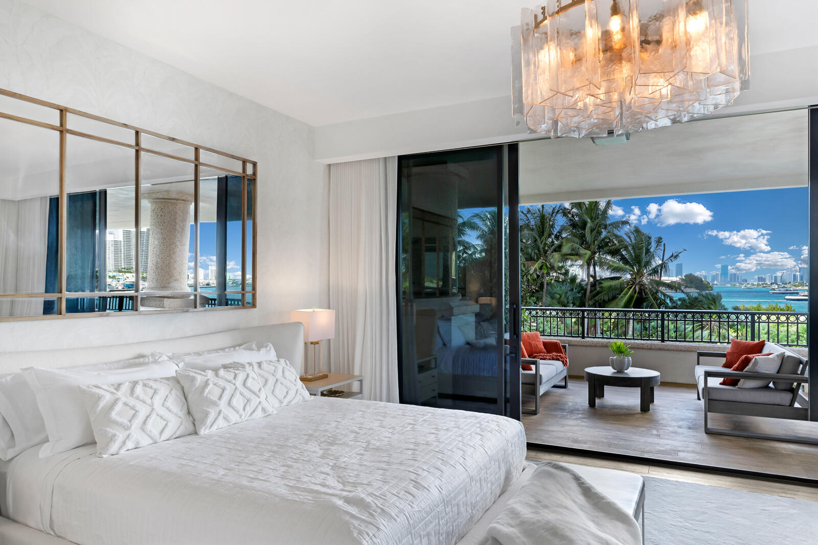 6800 Fisher Island Drive 6823