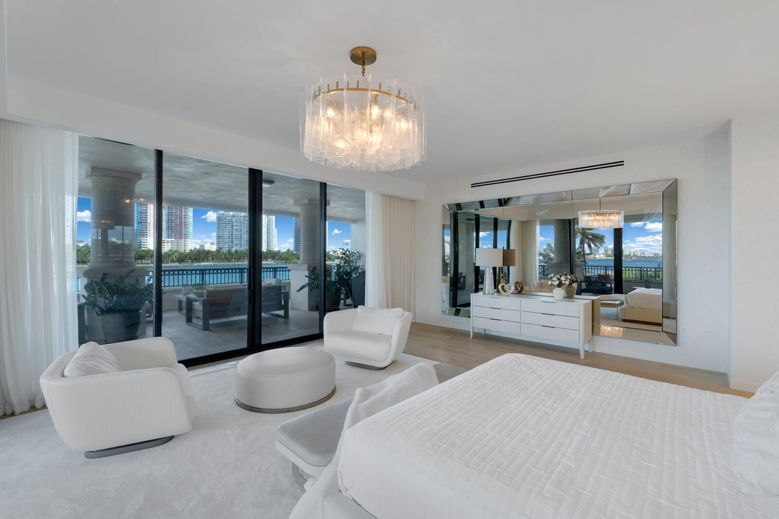 6800 Fisher Island Drive 6823