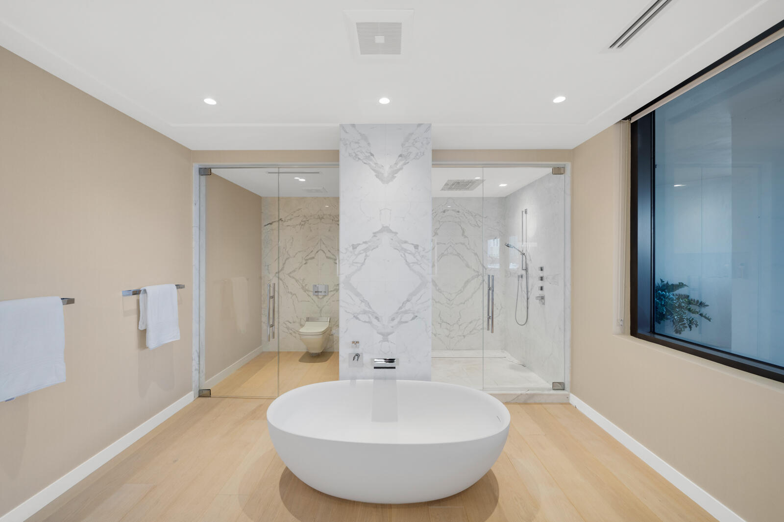 6800 Fisher Island Drive 6823