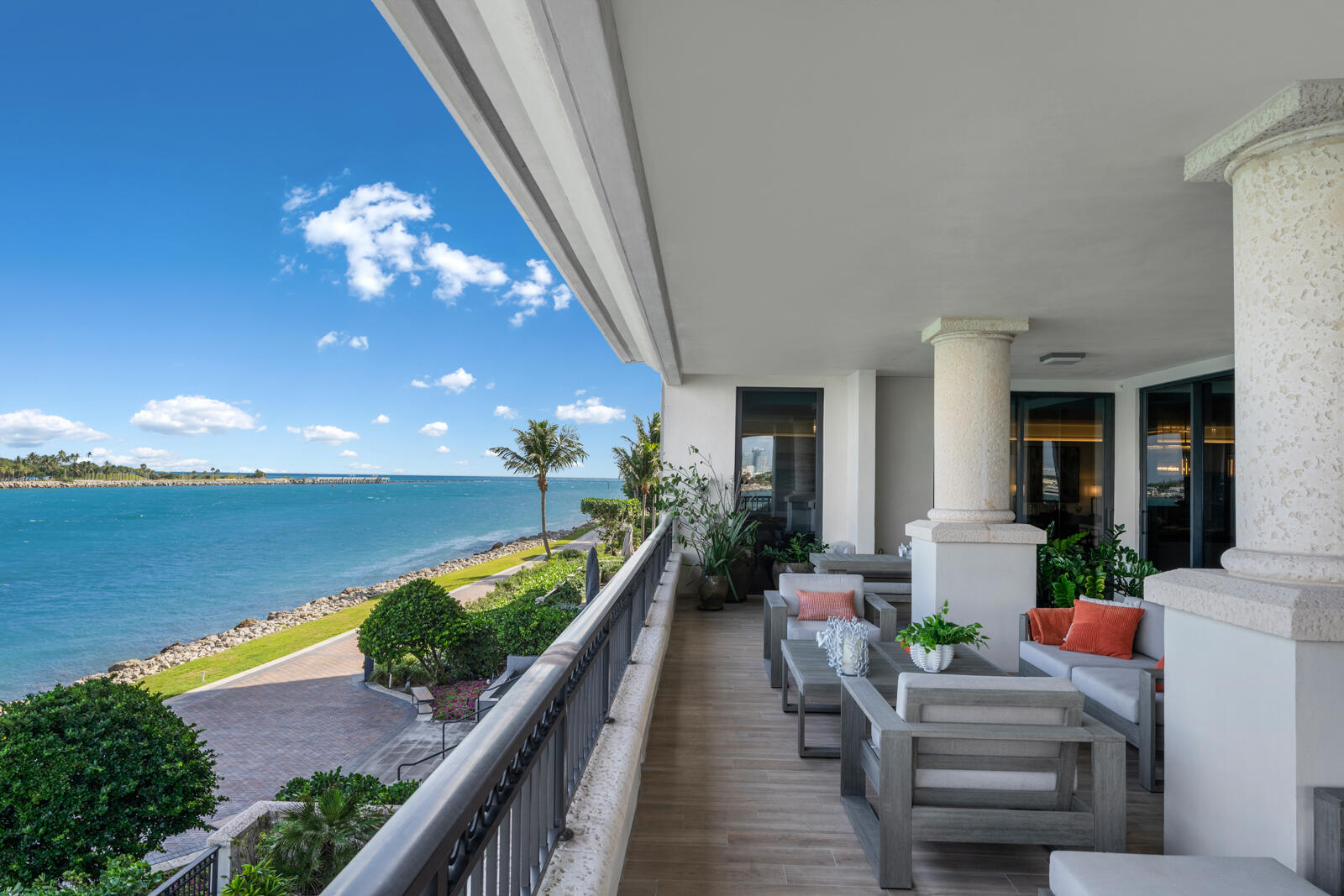 6800 Fisher Island Drive 6823